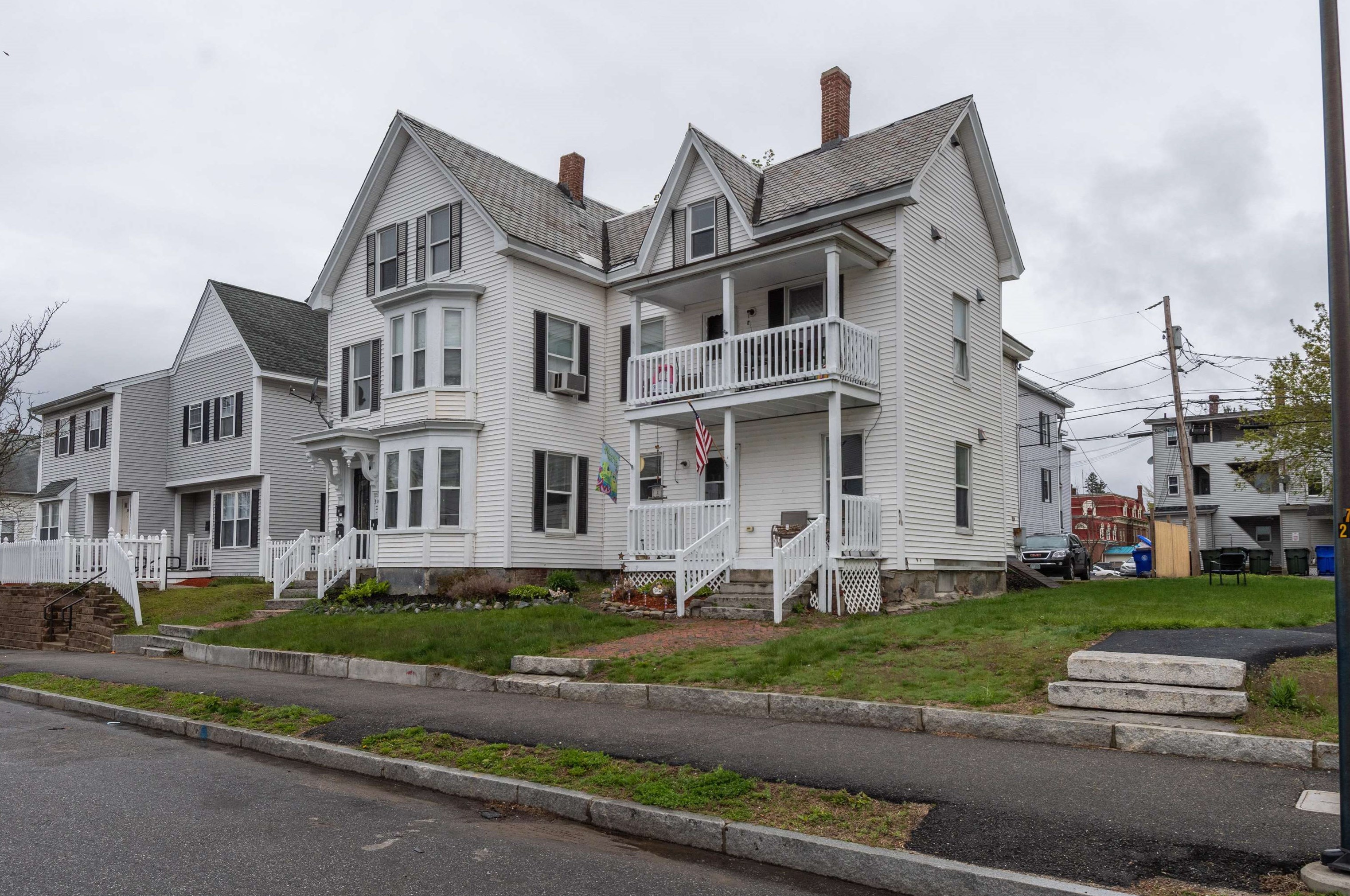 316 Auburn St, Manchester, NH 03103