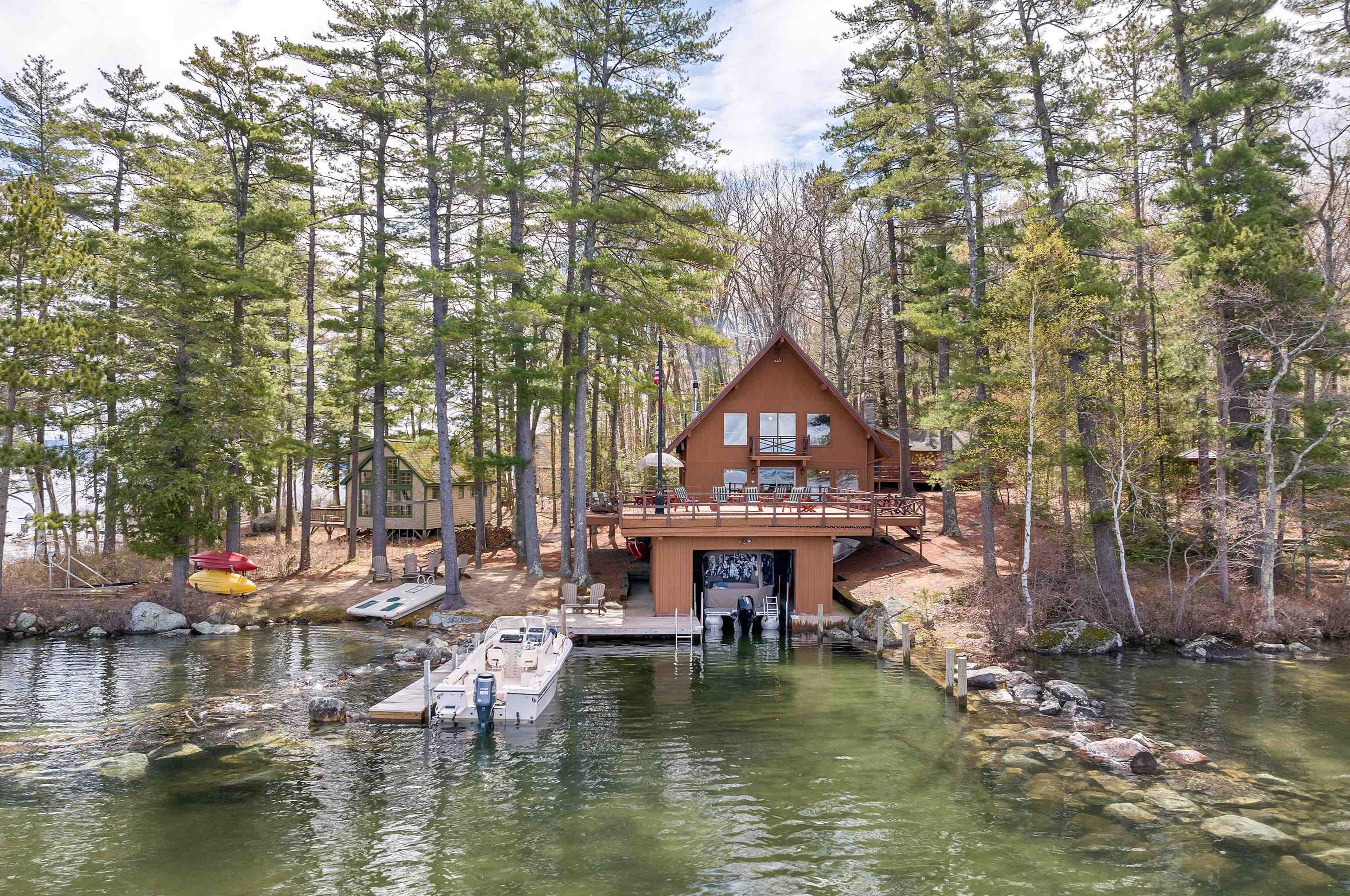 2 Treasure Island, Alton, NH 03809