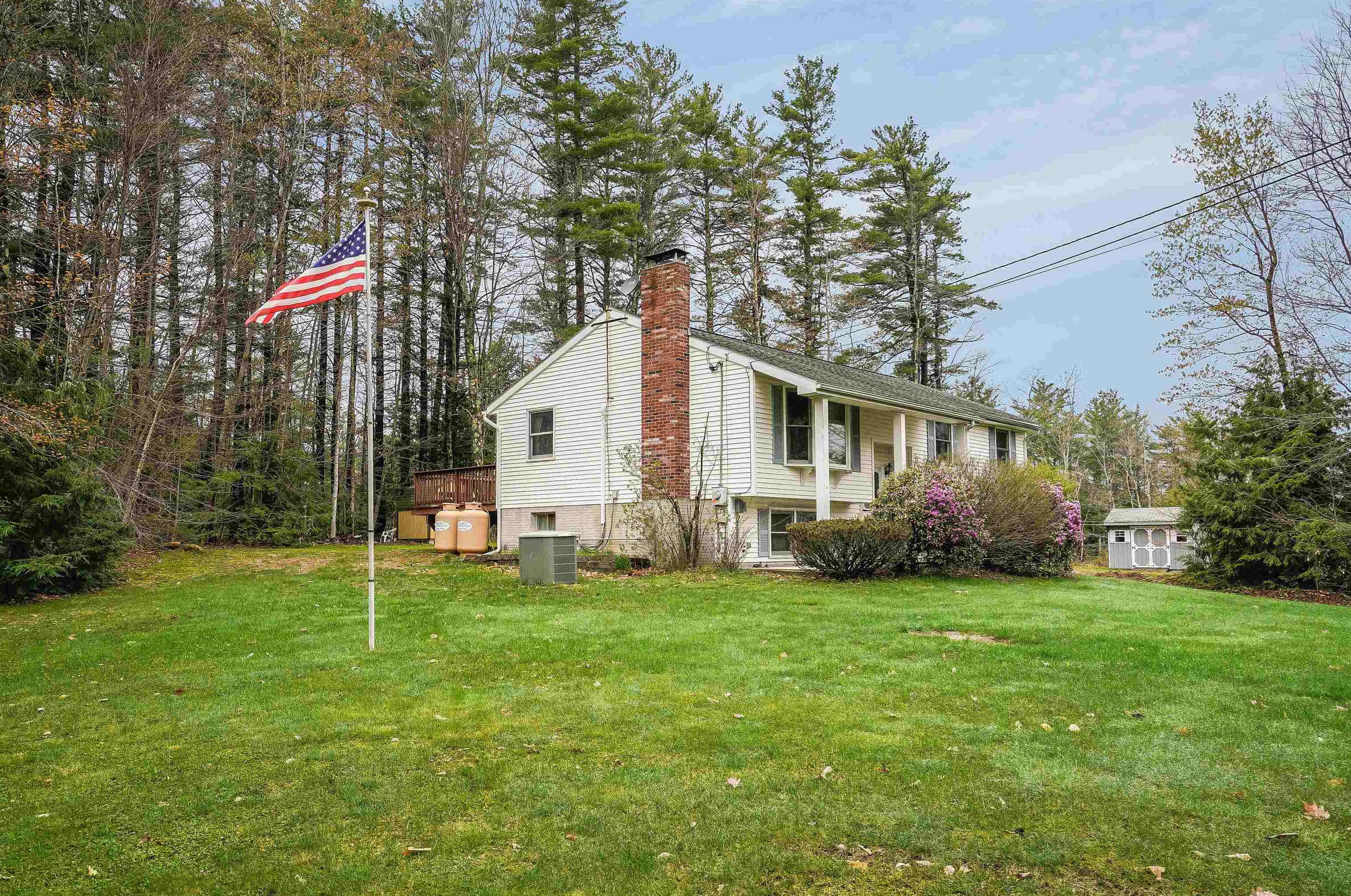 30 Sara Dr, Jaffrey, NH 03452 exterior