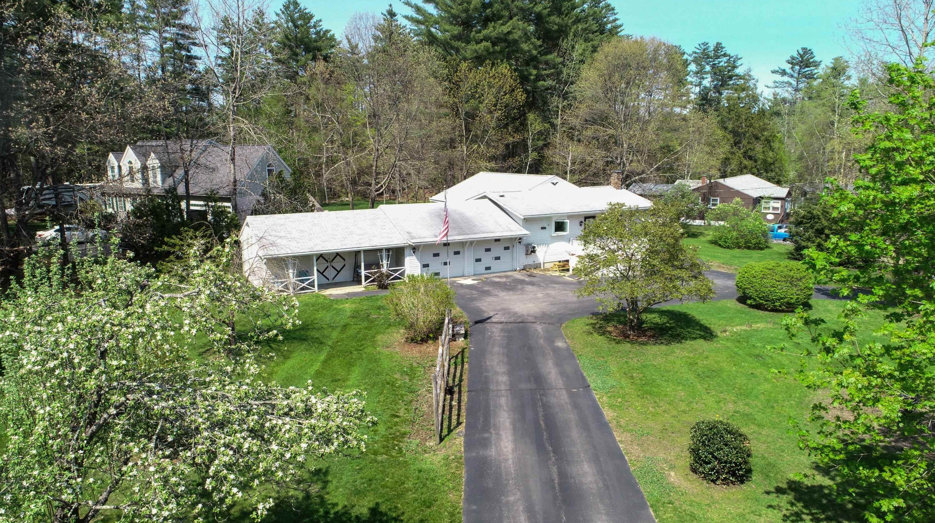 2 Langley Ln, Nottingham, NH