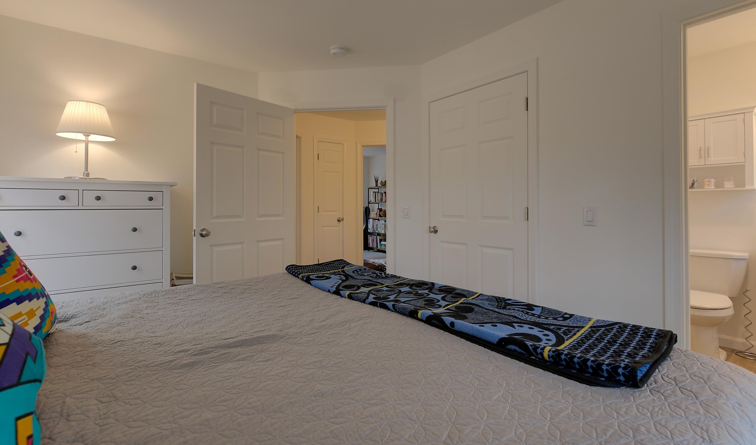 579 Beach Pond Rd, Tuftonboro NH  03894-4861 exterior