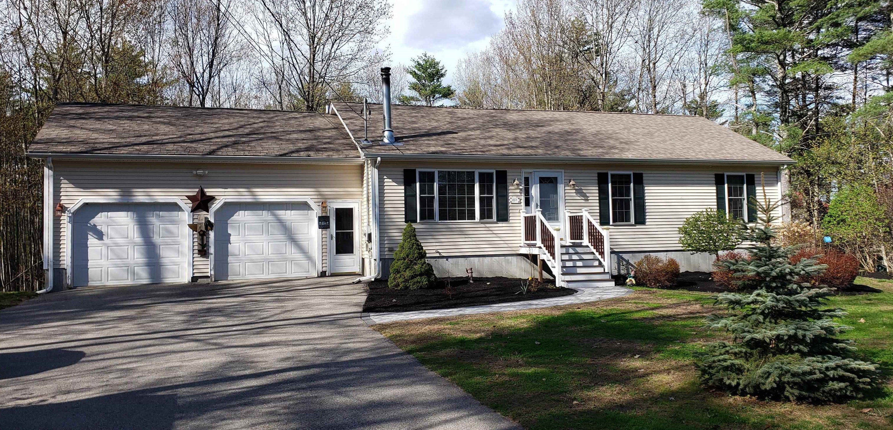 857 Witchtrot Rd, Wakefield, NH 03872