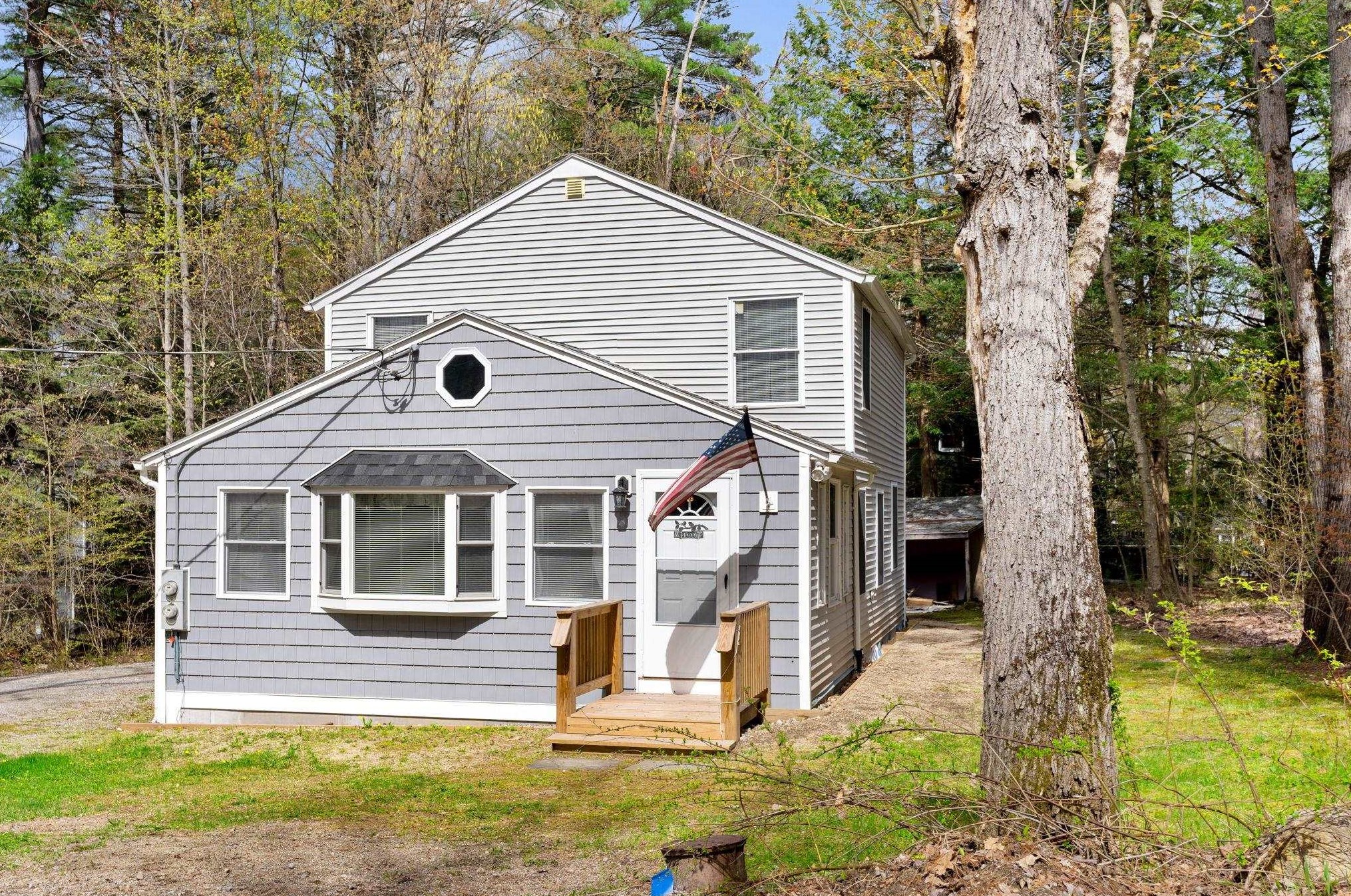 10 Kings Row, Hillsboro, NH 03244