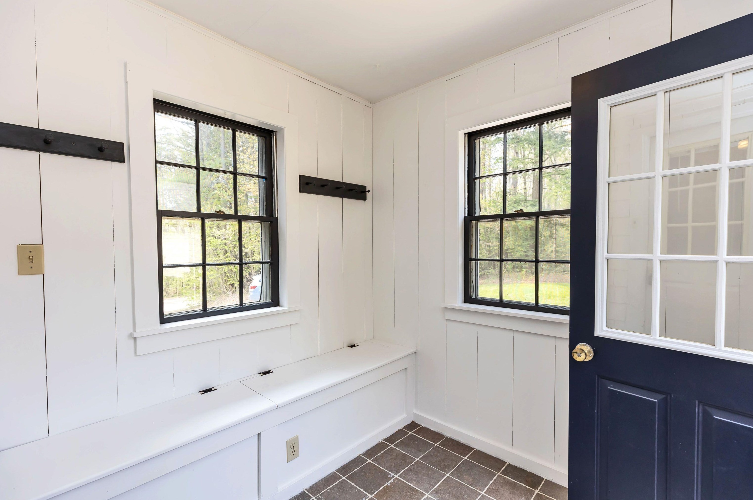 378 Old Bennington Rd, Greenfield, NH 03047