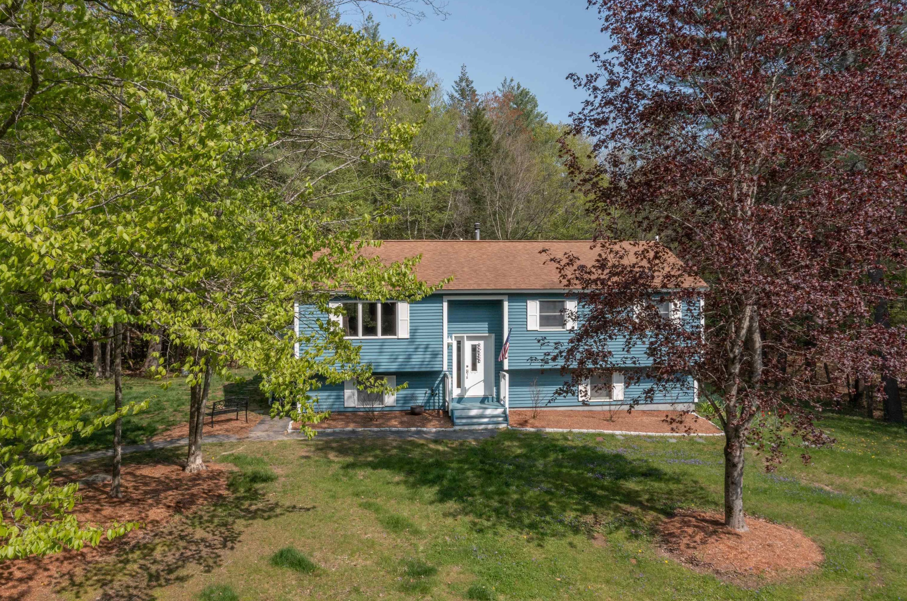 19 Rand Dr, Chester, NH 03036