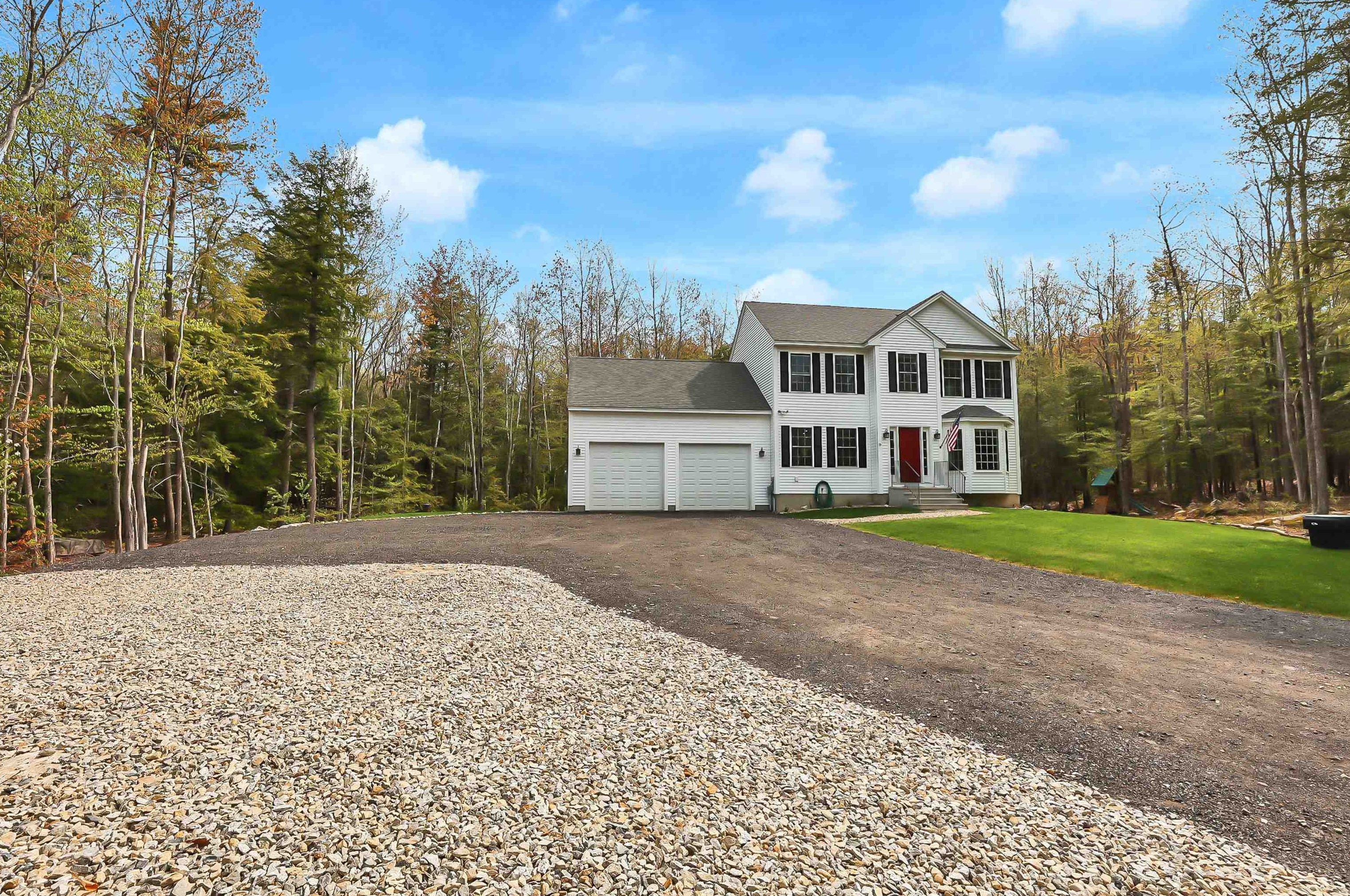 73 Sharon Rd, New Ipswich, NH 03071