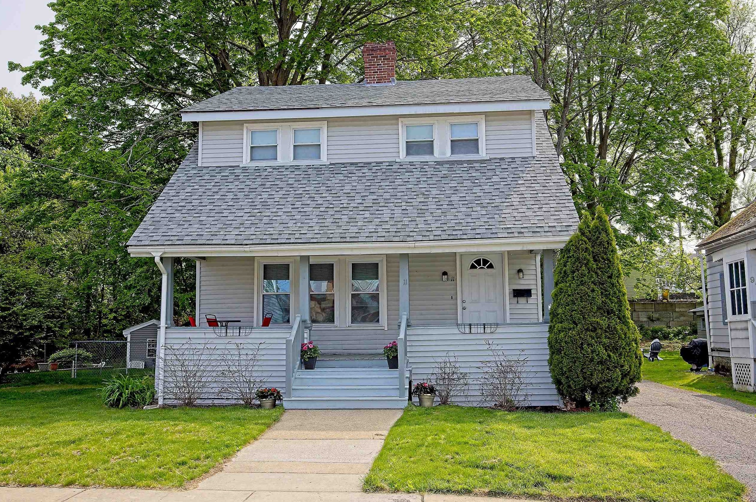 11 New St, Nashua, NH 03060