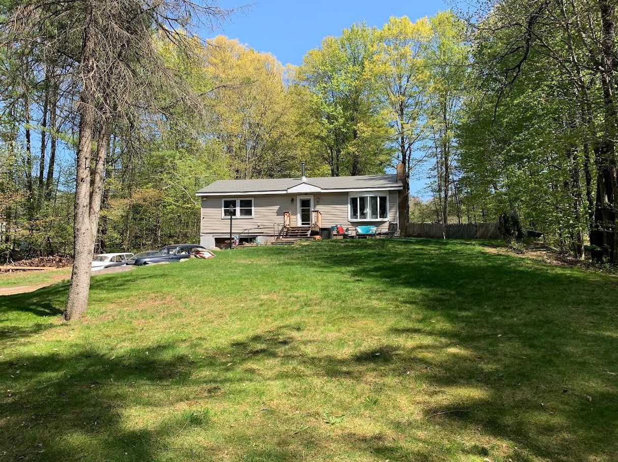 17 Baldwin Rd, Jaffrey, NH 03452