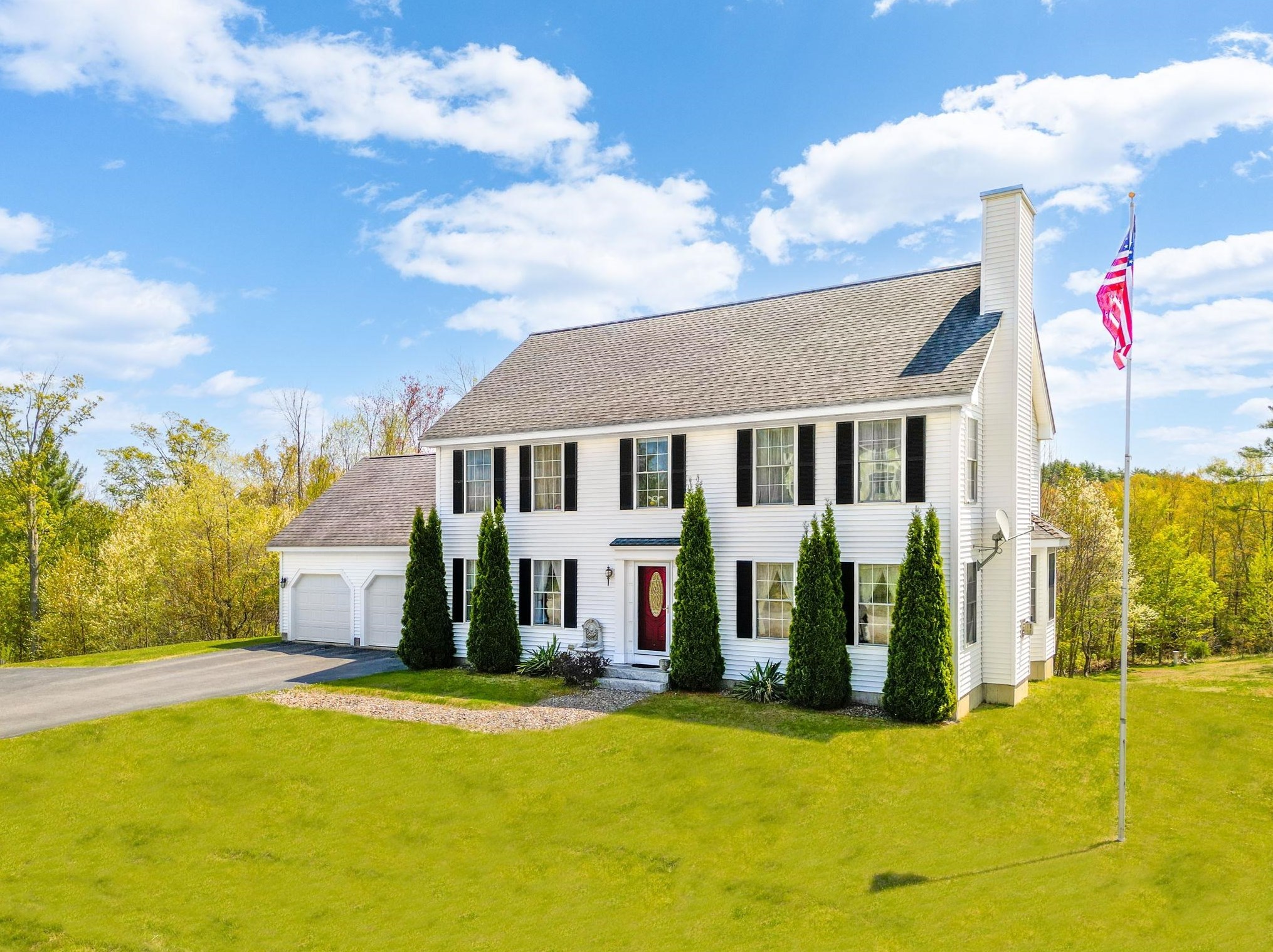 206 Deer Meadow Rd, Pittsfield, NH 03263