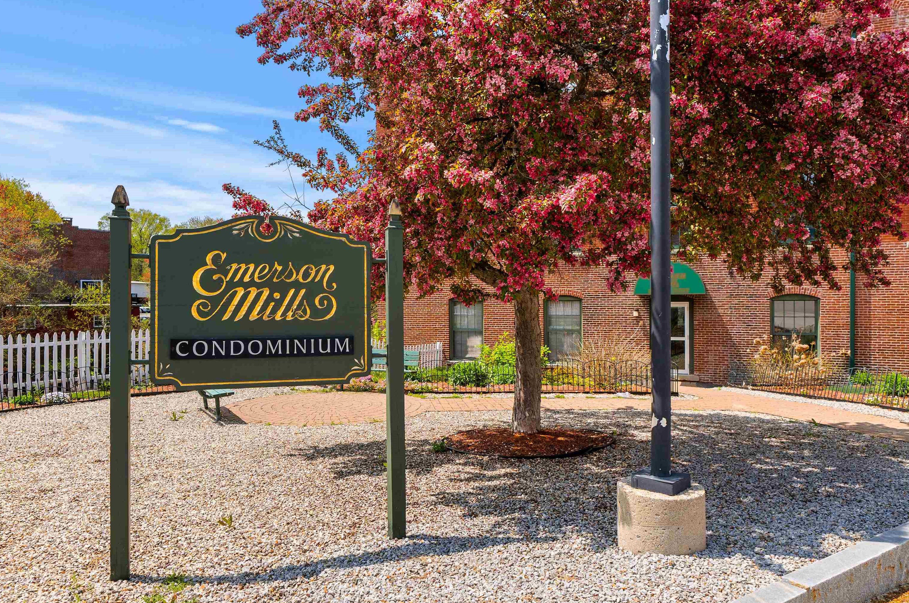 100 Main St #305, Allenstown, NH 03275