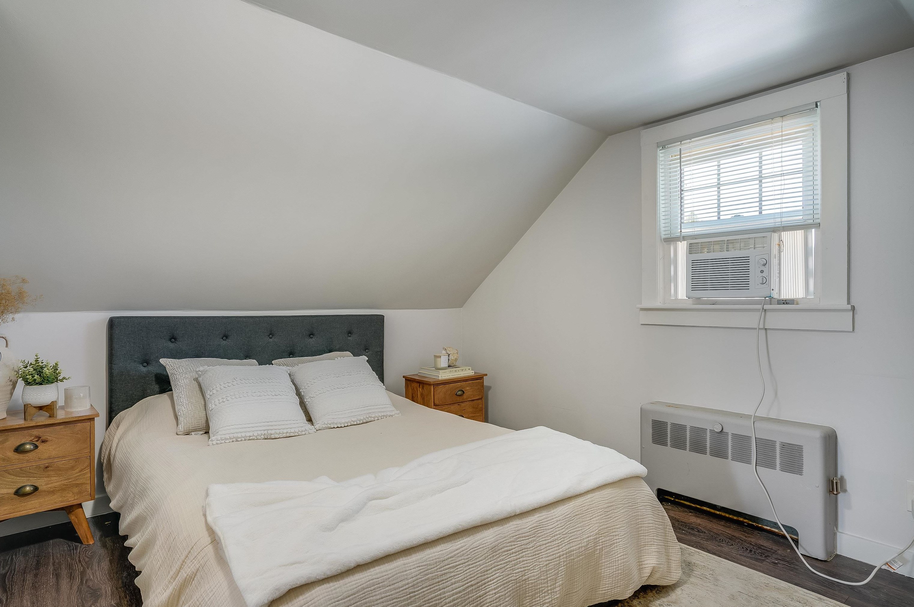 42 Lund St, Nashua NH  03060-4440 exterior