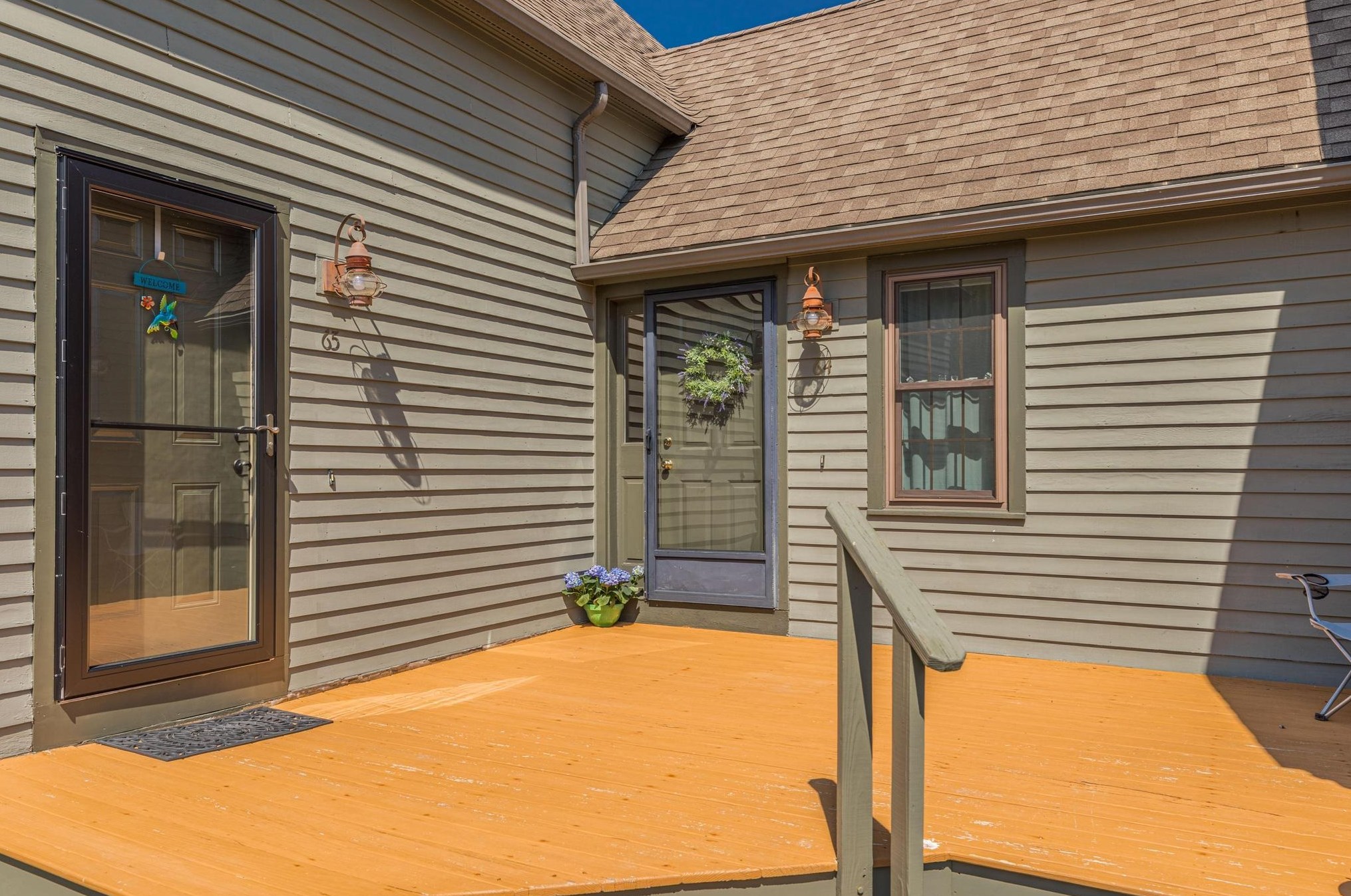 64 Montrose Dr, Stratham, NH 03885