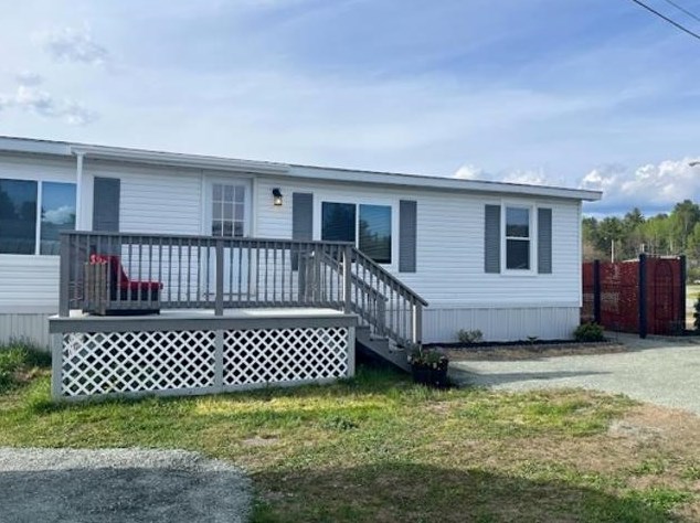 13 Meadowmist Dr, Carroll, NH 03598