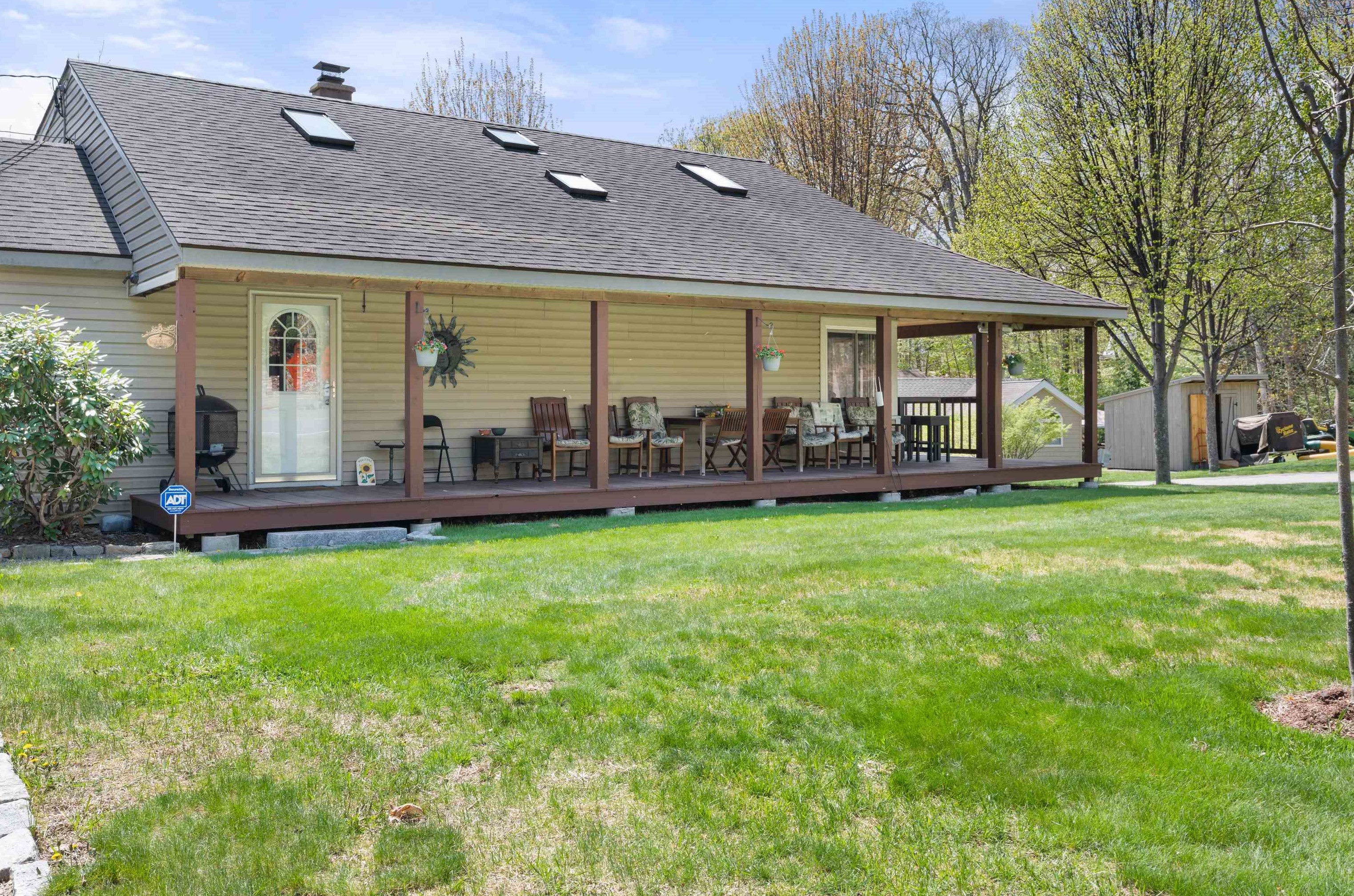690 Weirs Blvd #7, Laconia, NH 03246