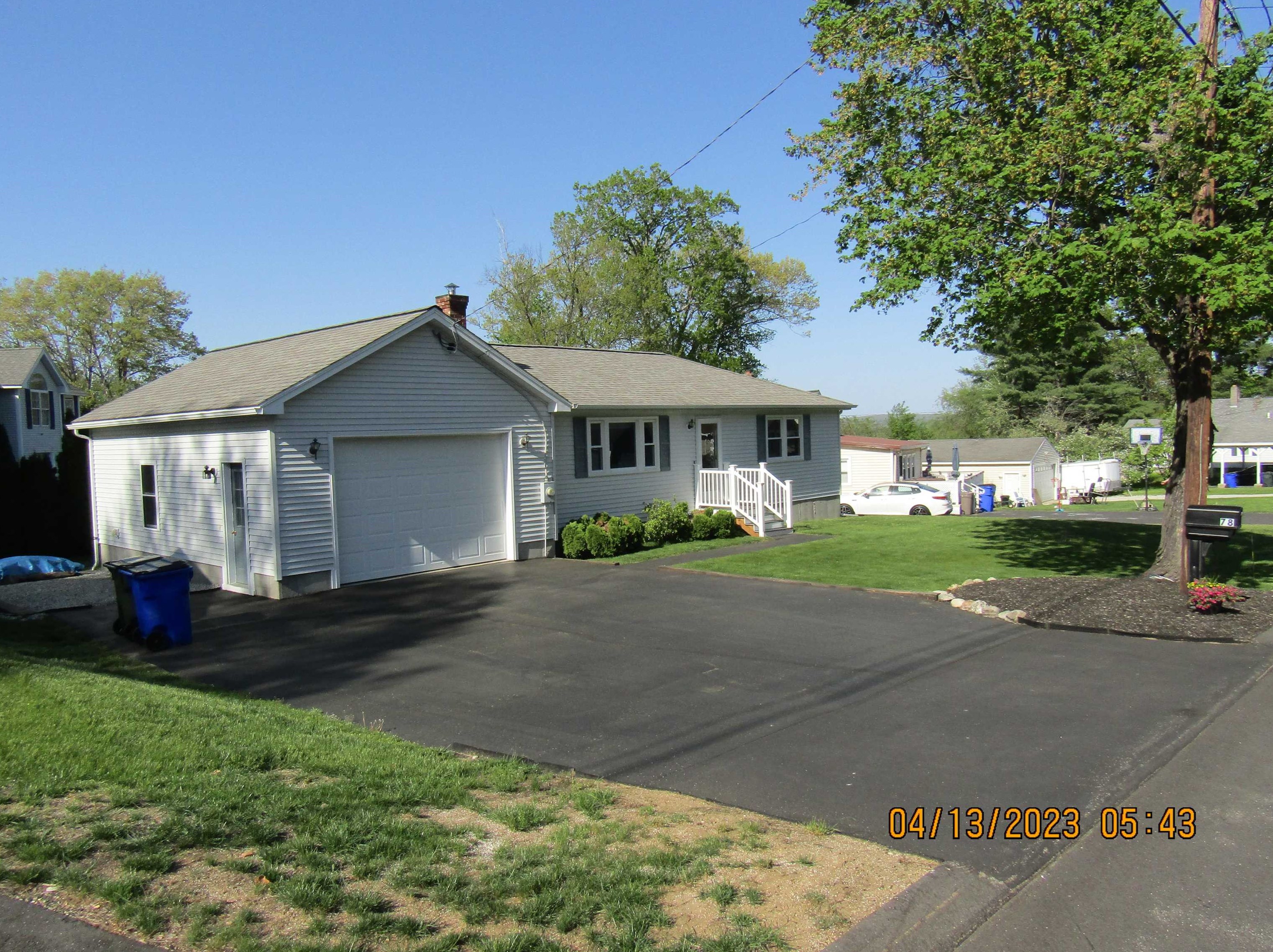 78 Warren Ave, Manchester, NH 03102-1330