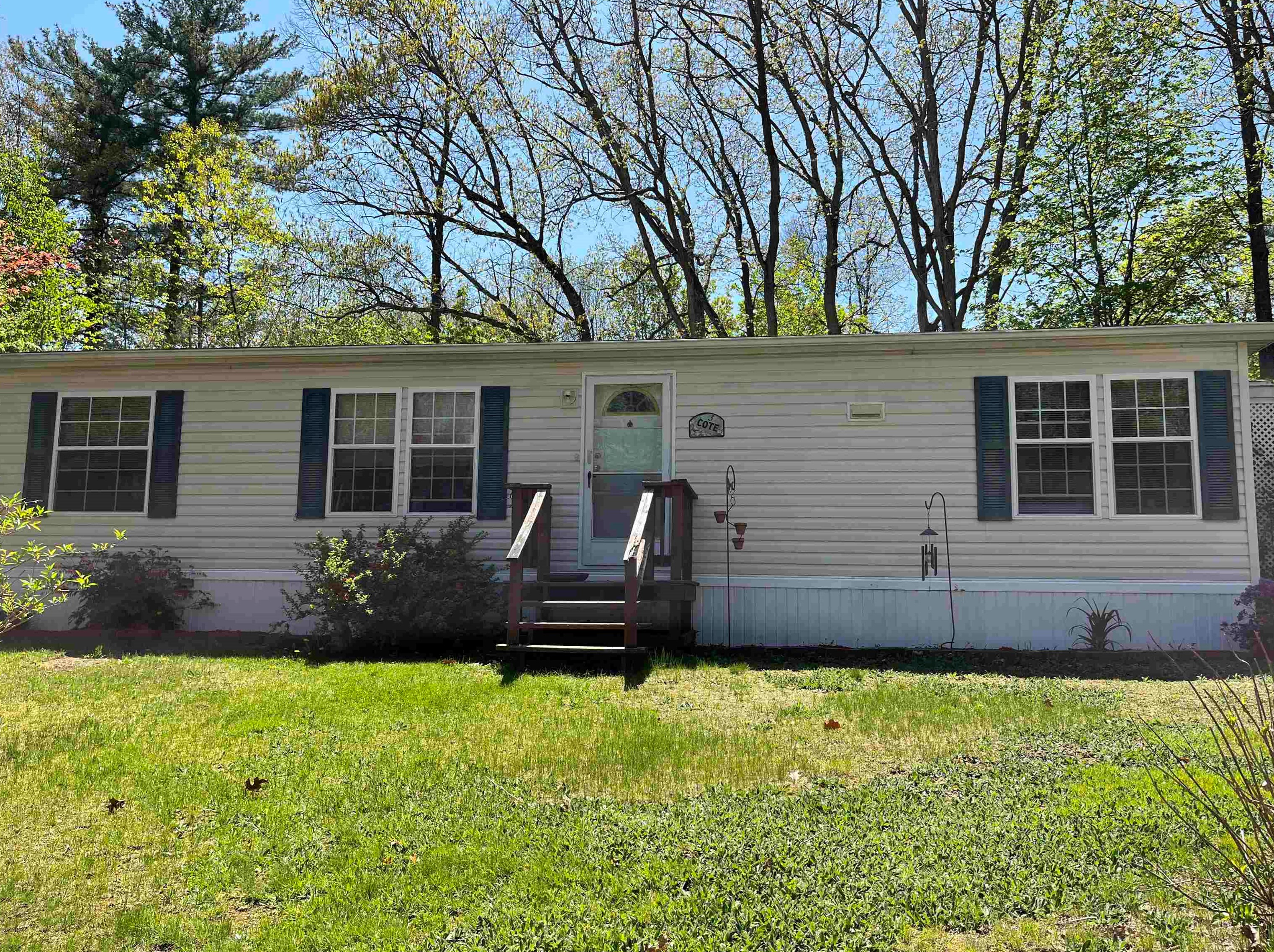 3 Gina Dr, Rochester, NH 03867