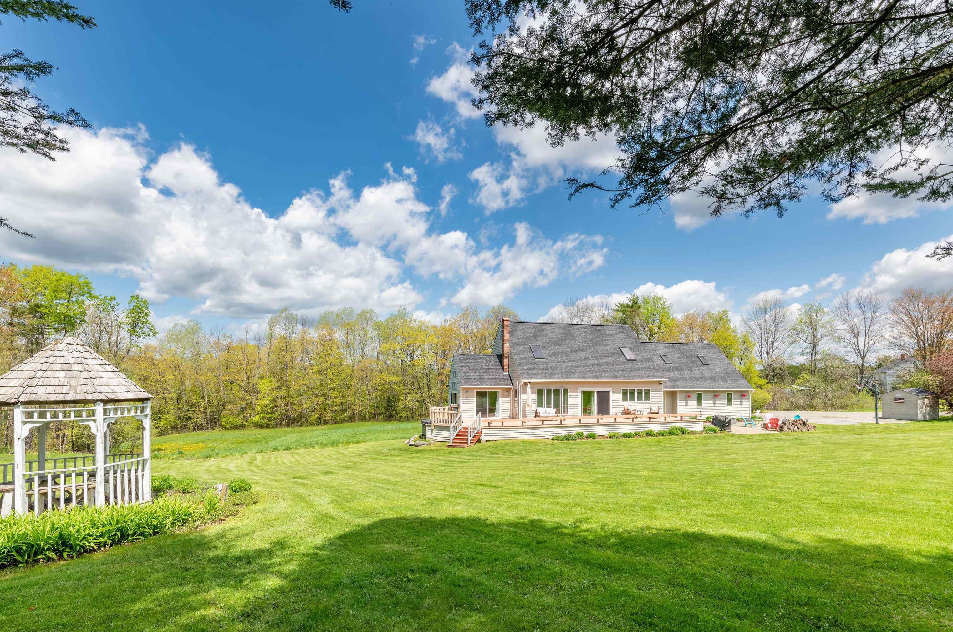 601 Swiftwater Rd, Landaff, NH 03785