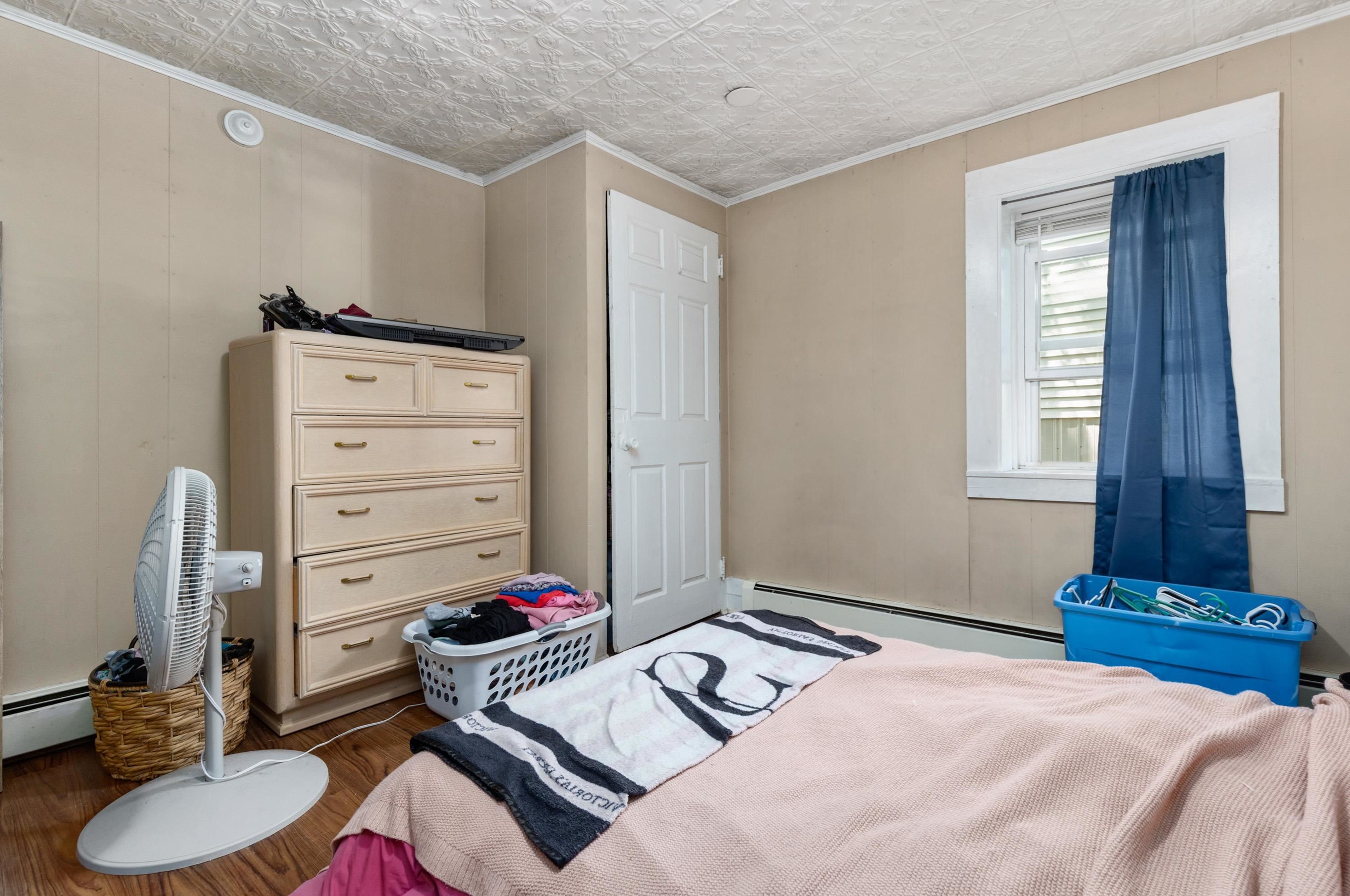 29 Central St, Newmarket NH 03857-1604 exterior