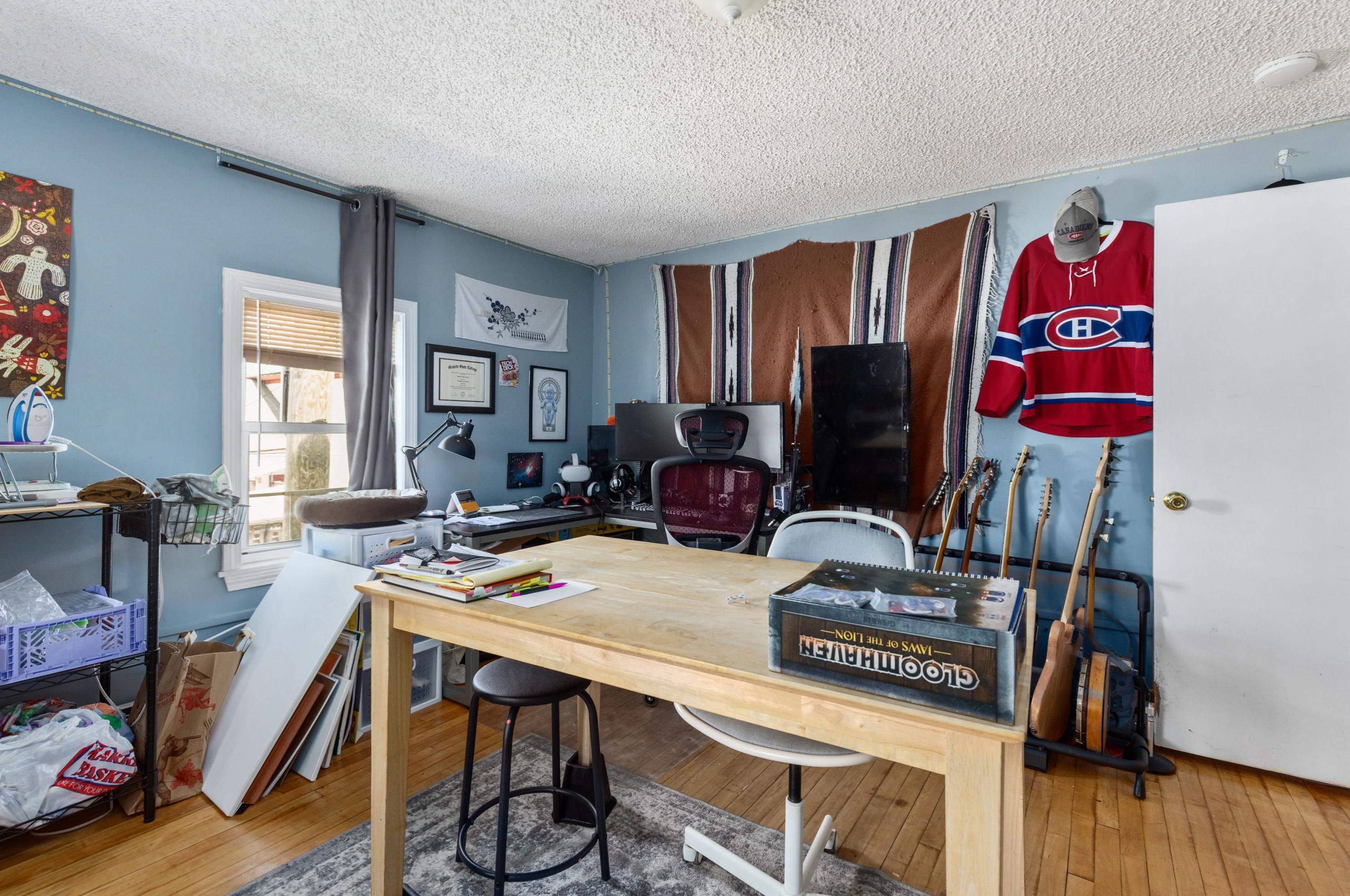 29 Central St, Newmarket NH 03857-1604 exterior