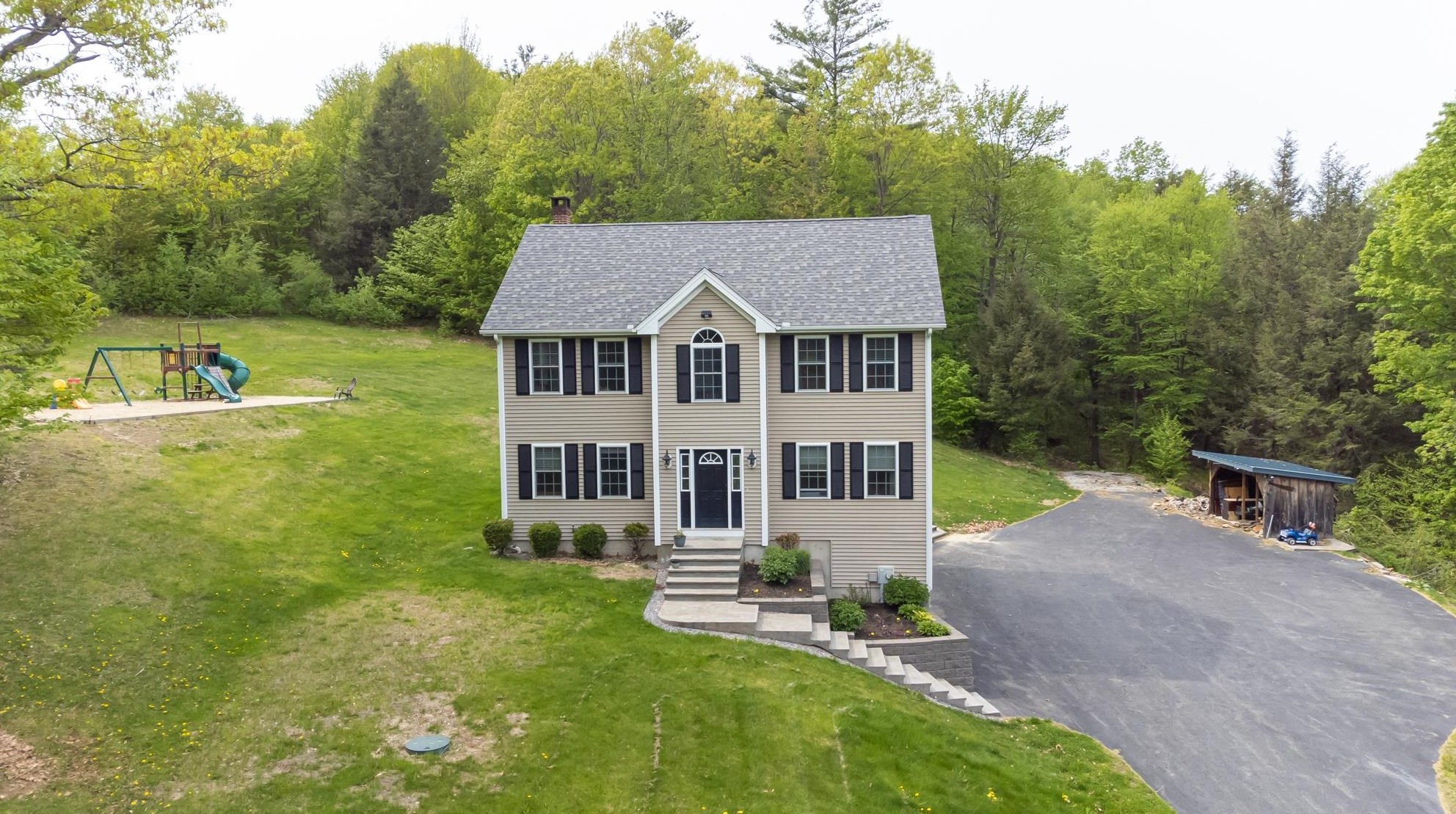 100 Green Farm Rd, New Ipswich, NH 03071