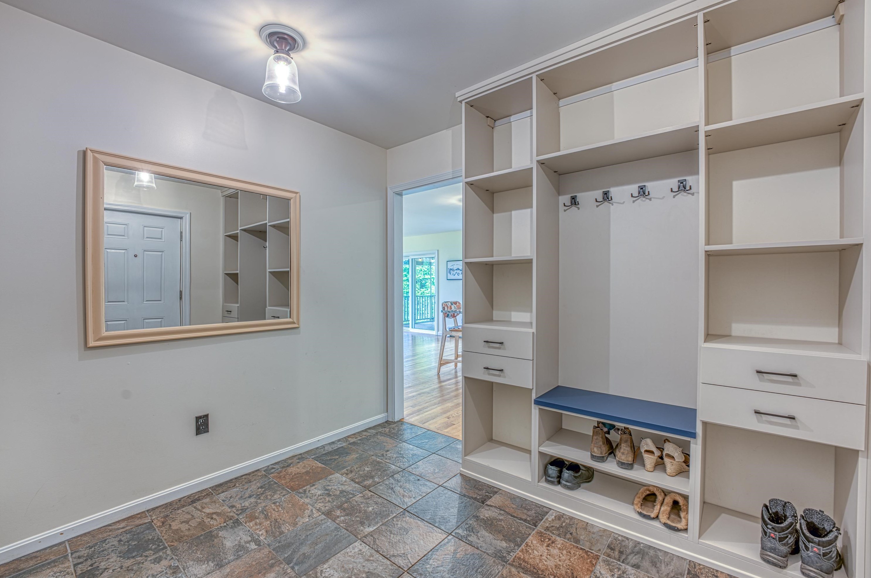 81 Chaddarin Ln, Bridgewater NH  03264-4401 exterior