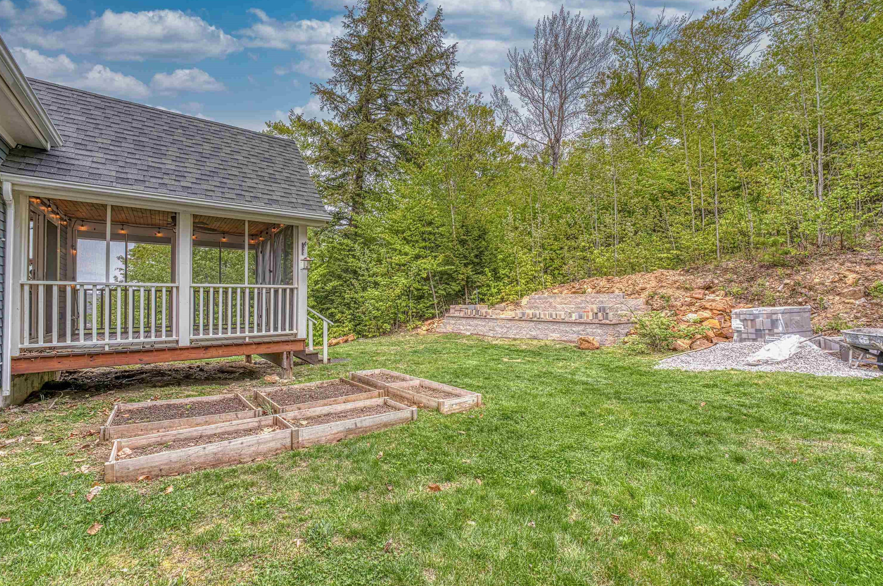 81 Chaddarin Ln, Bridgewater NH  03264-4401 exterior