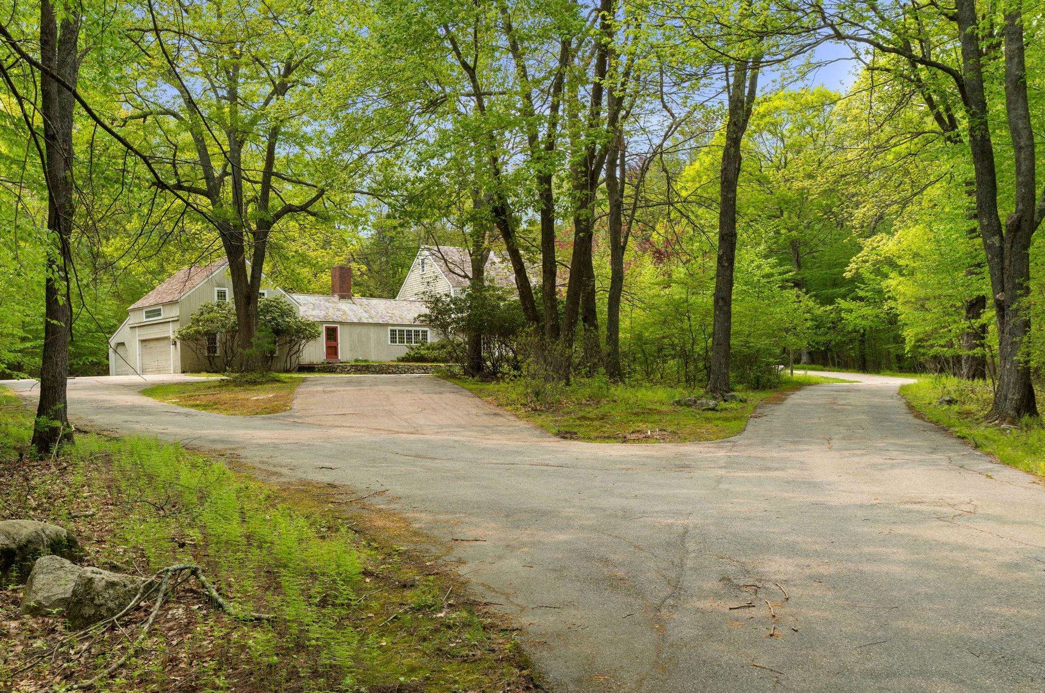 80 Woodland Rd, North Hampton, NH 03862