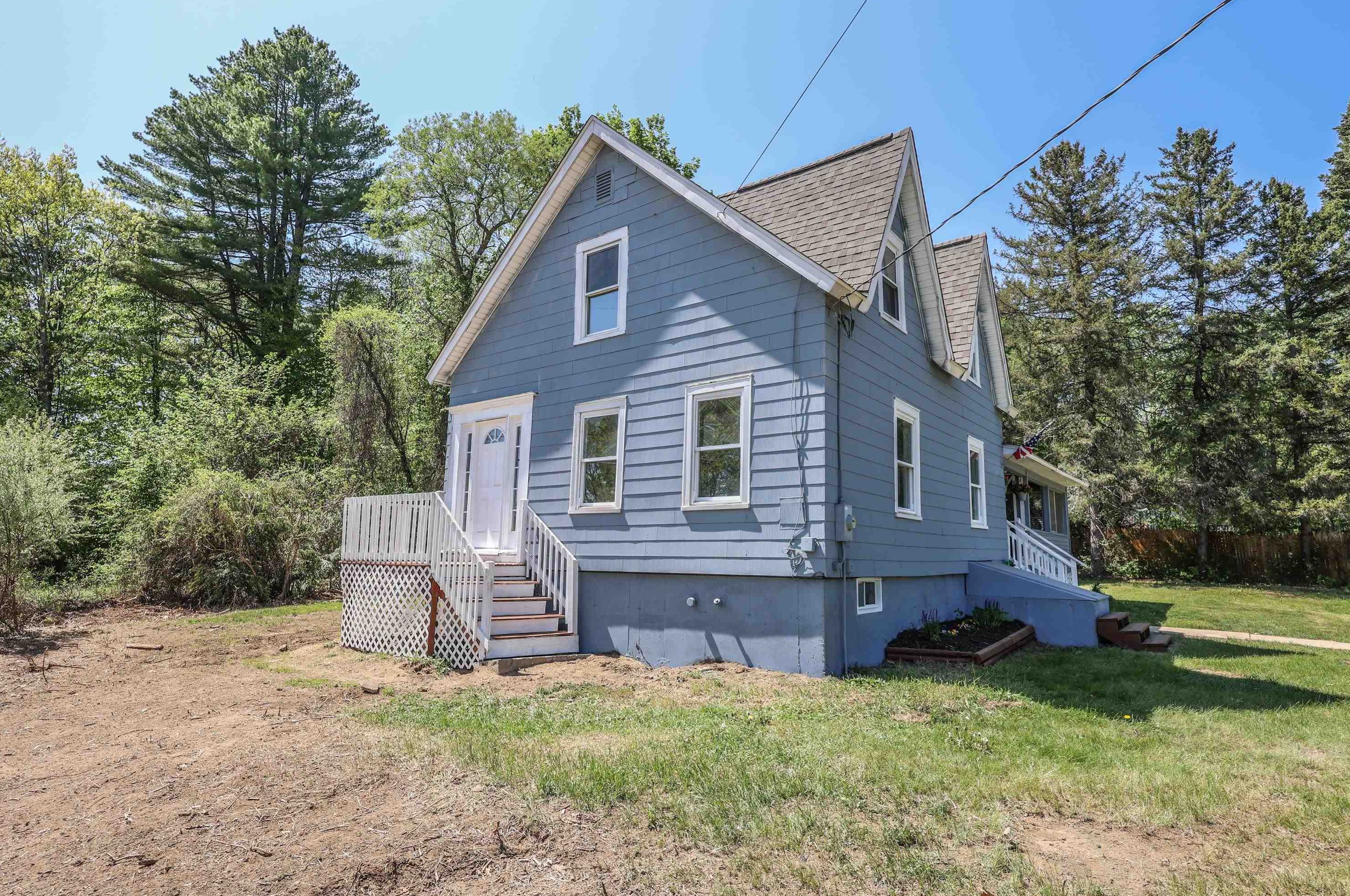 112 Elm St, Concord, NH 03303