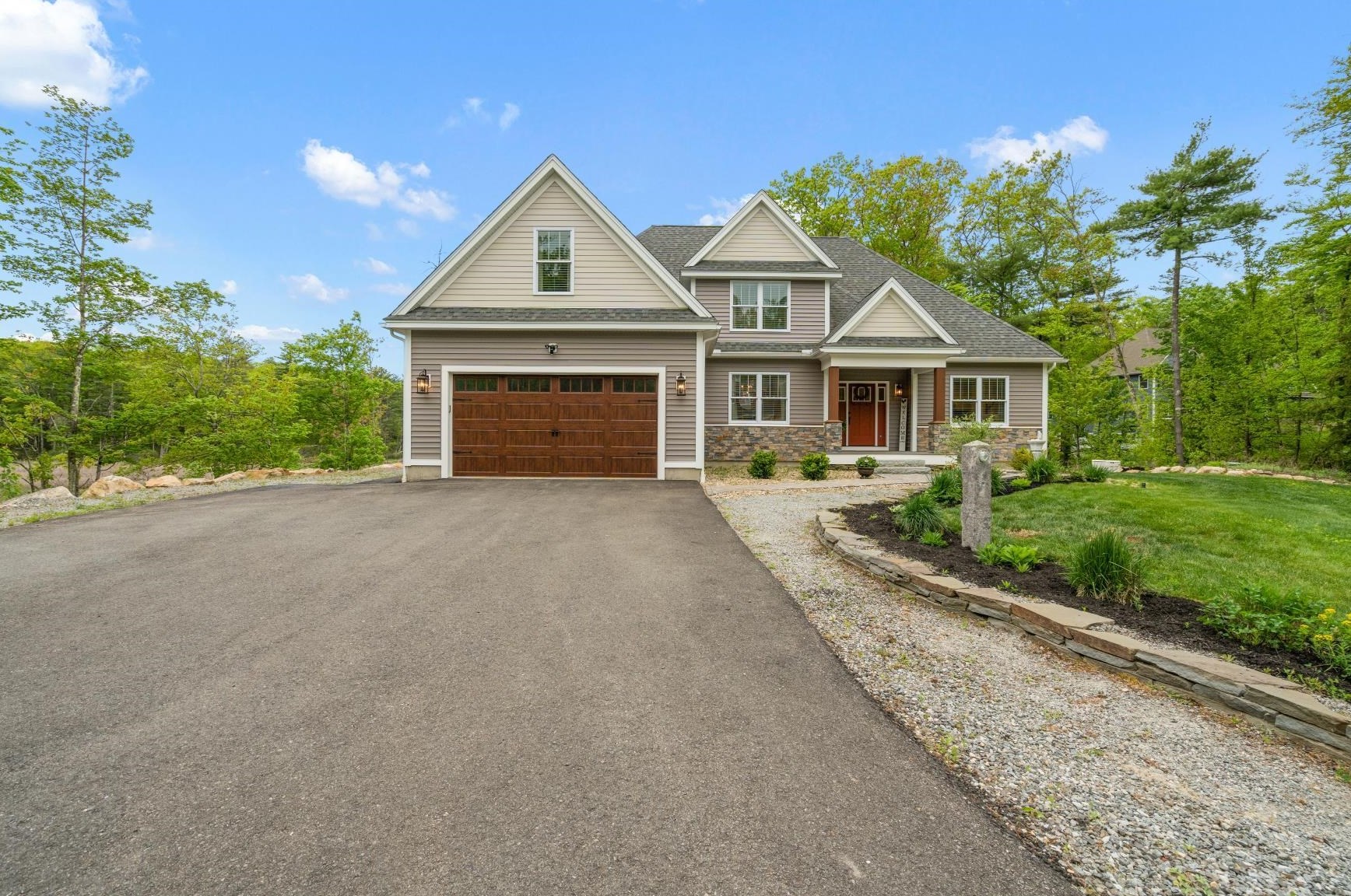 378 New Boston Rd, Manchester, NH 03110