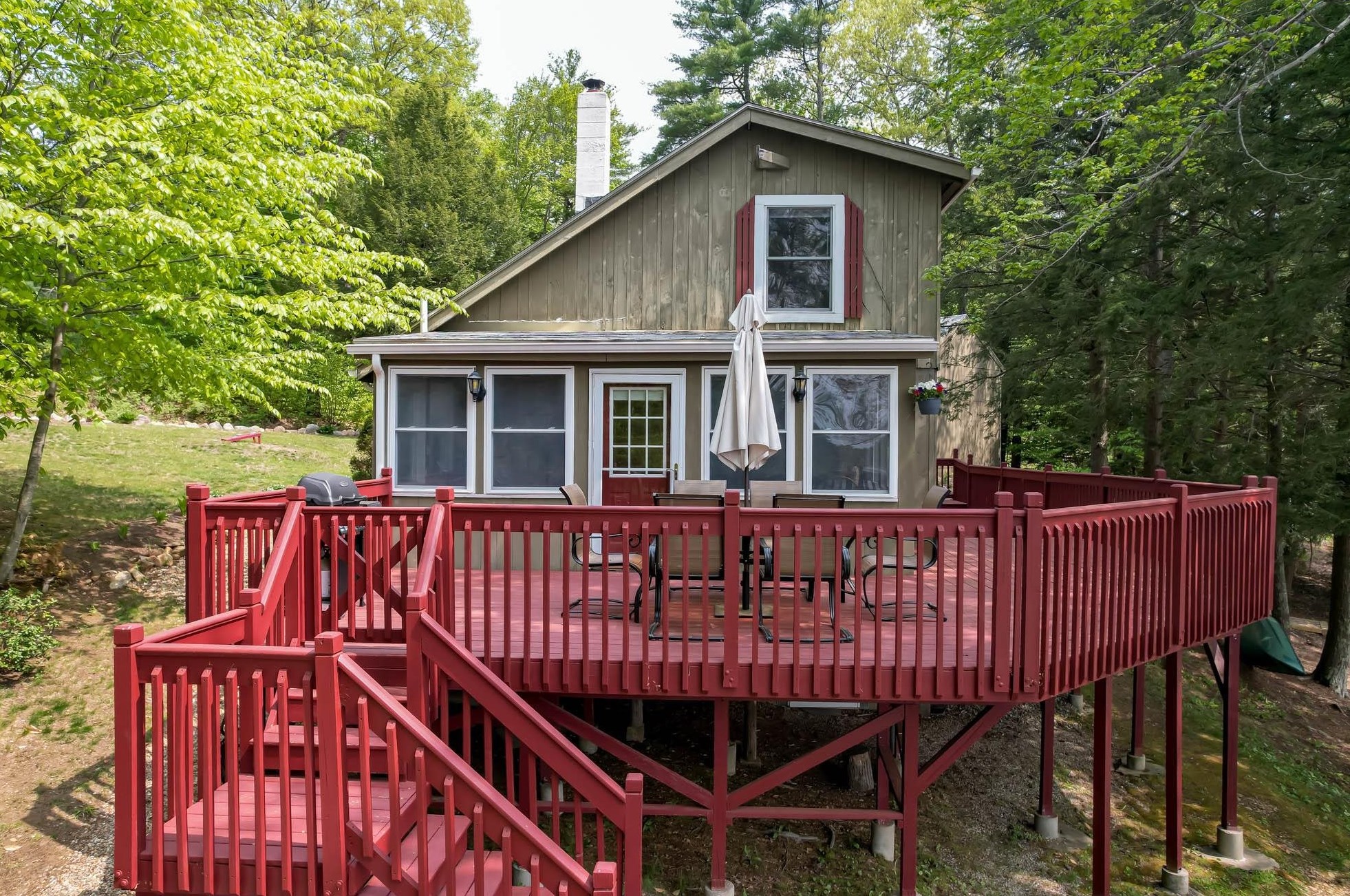 29 Hammond Rd, Deerfield, NH 03037