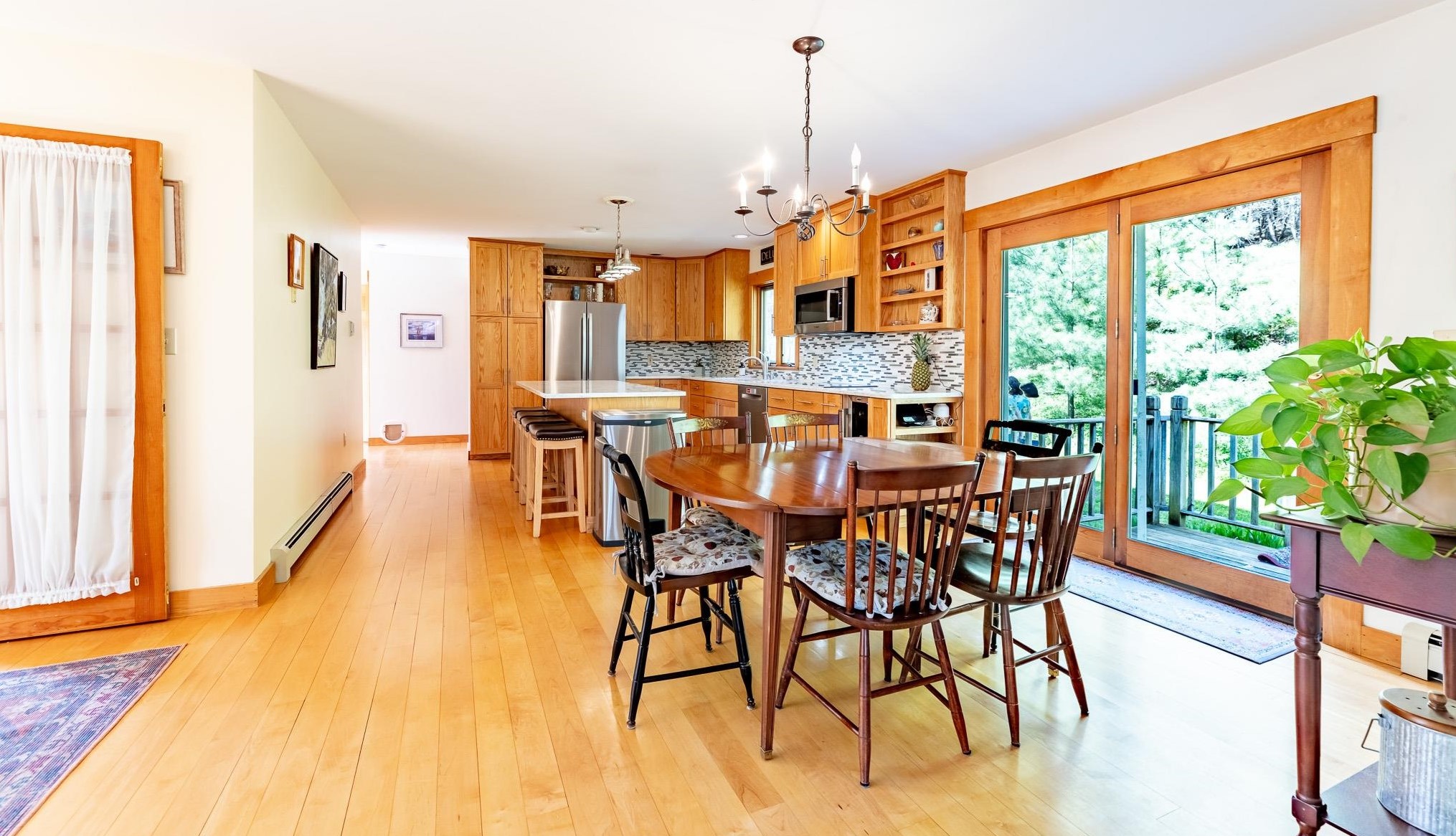 11 Hetzel Rd, Lebanon NH  03766-2313 exterior