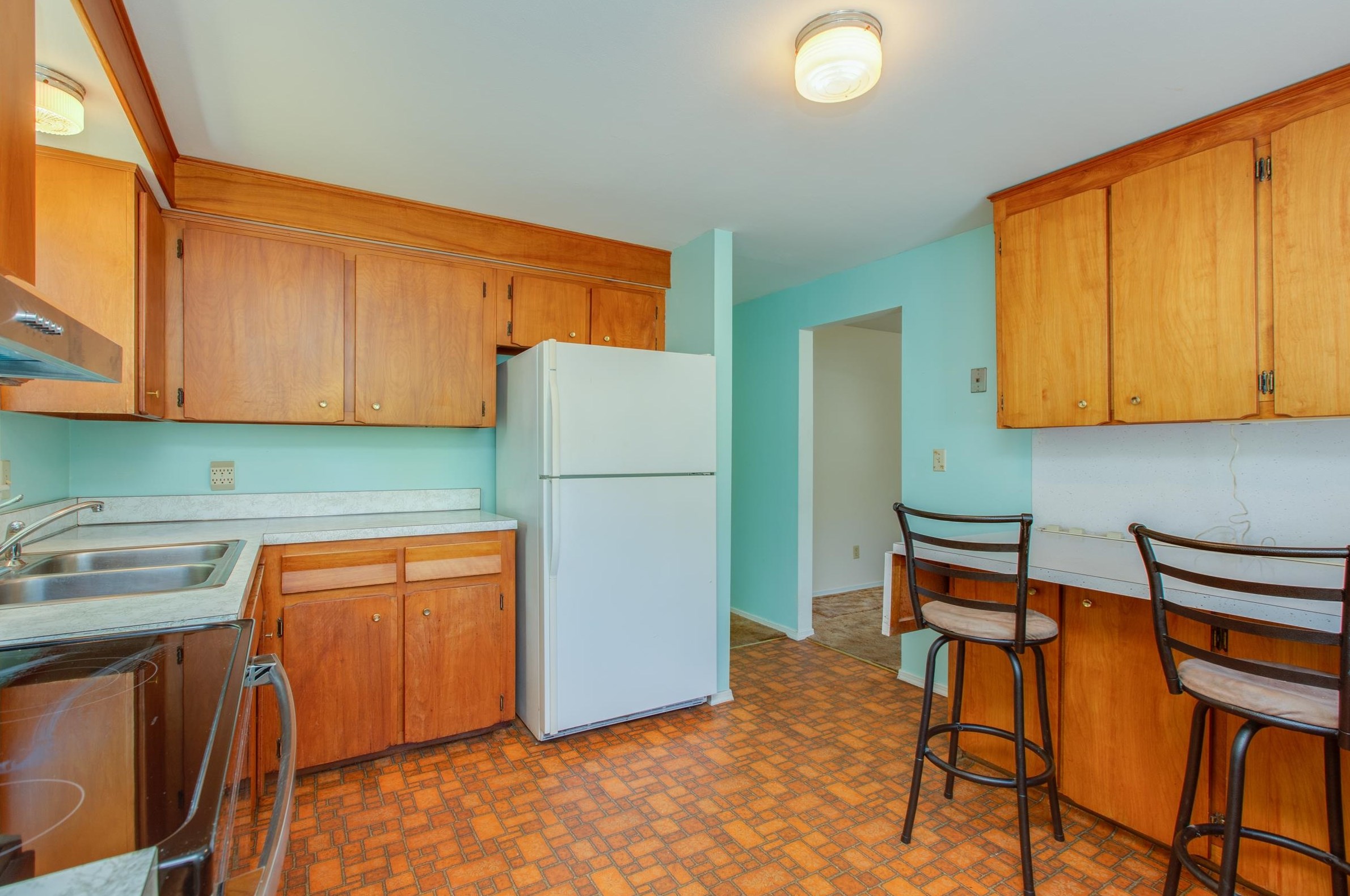 15 Port Chester Dr, Nashua, NH 03062