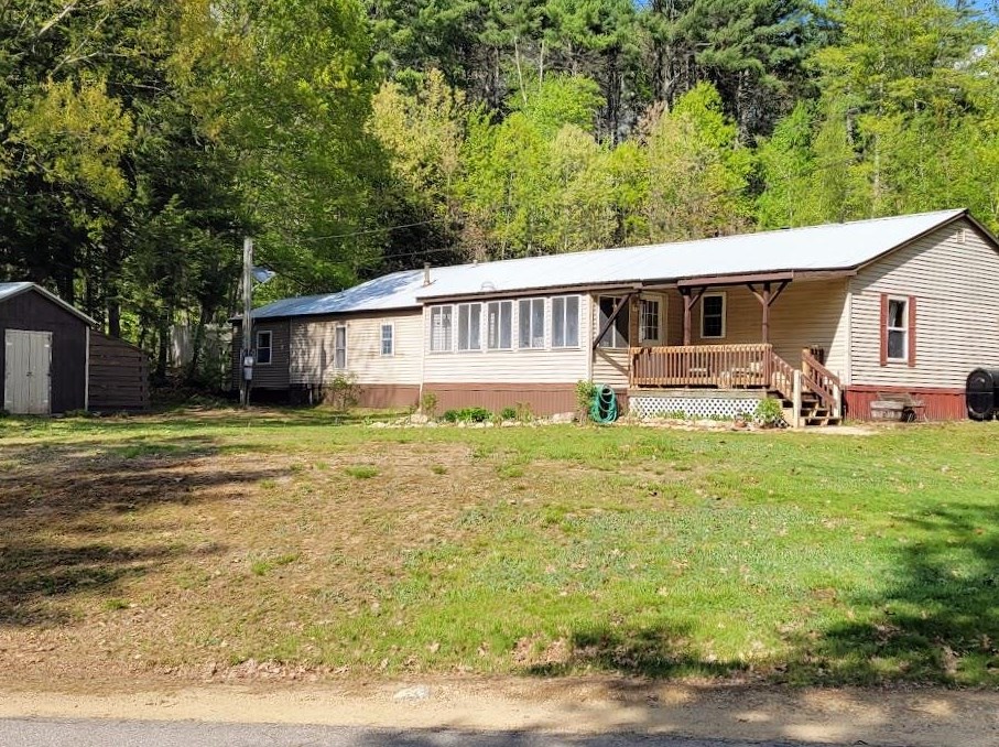 15 Pine Grove Rd, Belmont, NH 03220