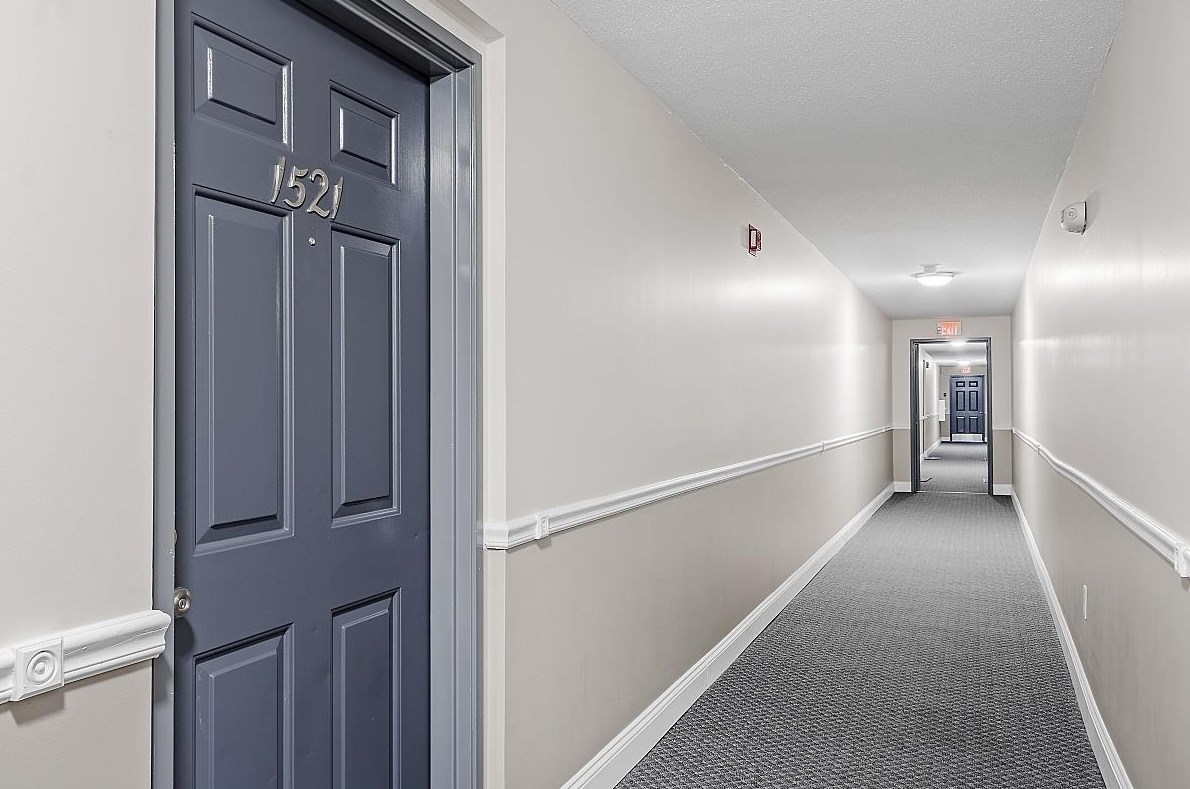 1521 Blackstone Dr, Nashua, NH 03063