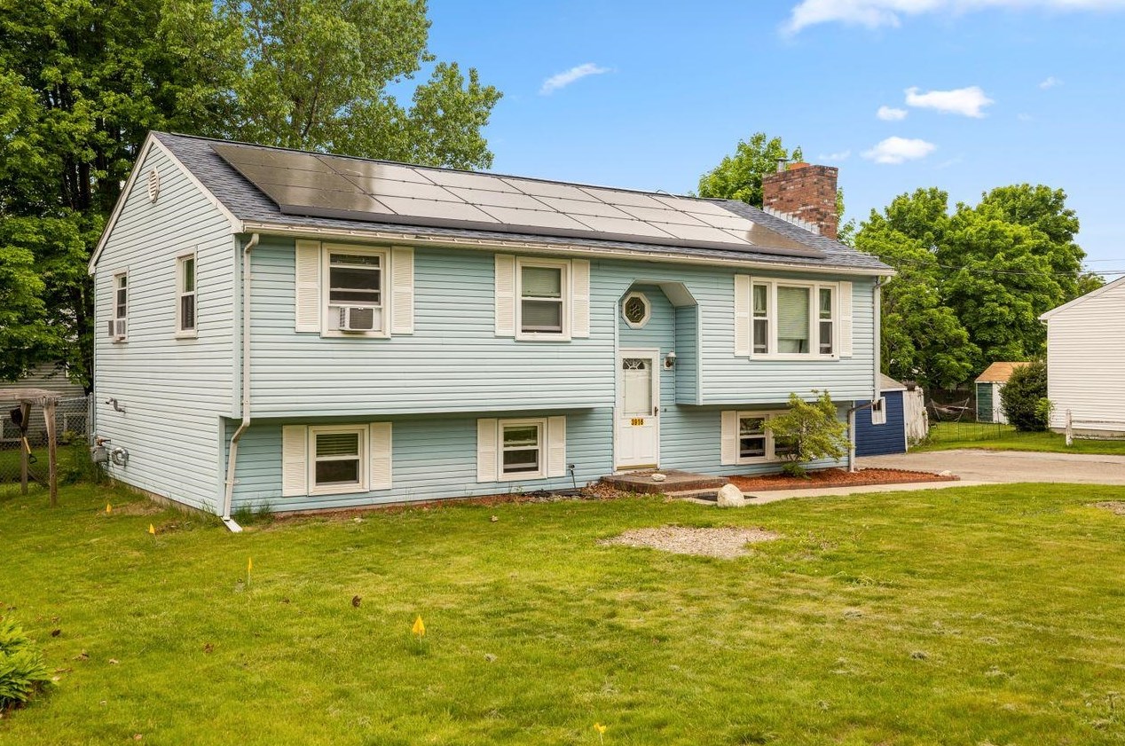 3916 Brown Ave, Manchester, NH 03103
