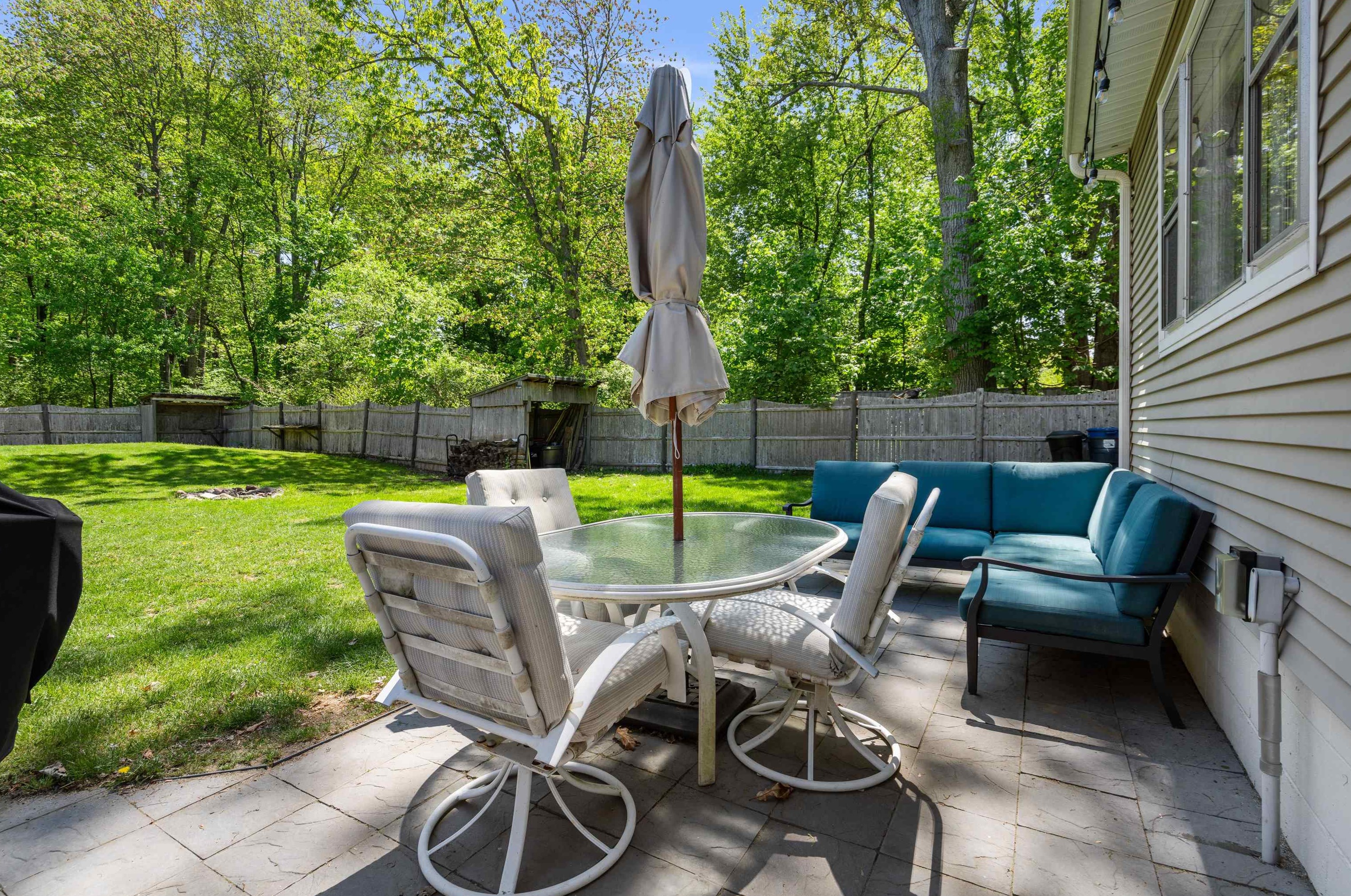 19 Main St, Plaistow NH  03865-3002 exterior