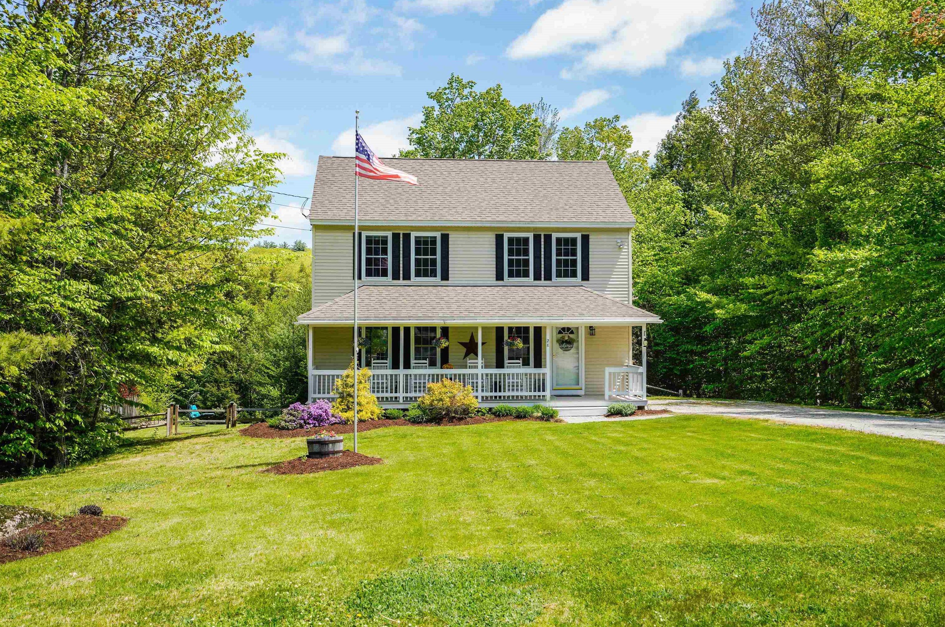 28 Madison Cir, Hillsboro, NH 03244