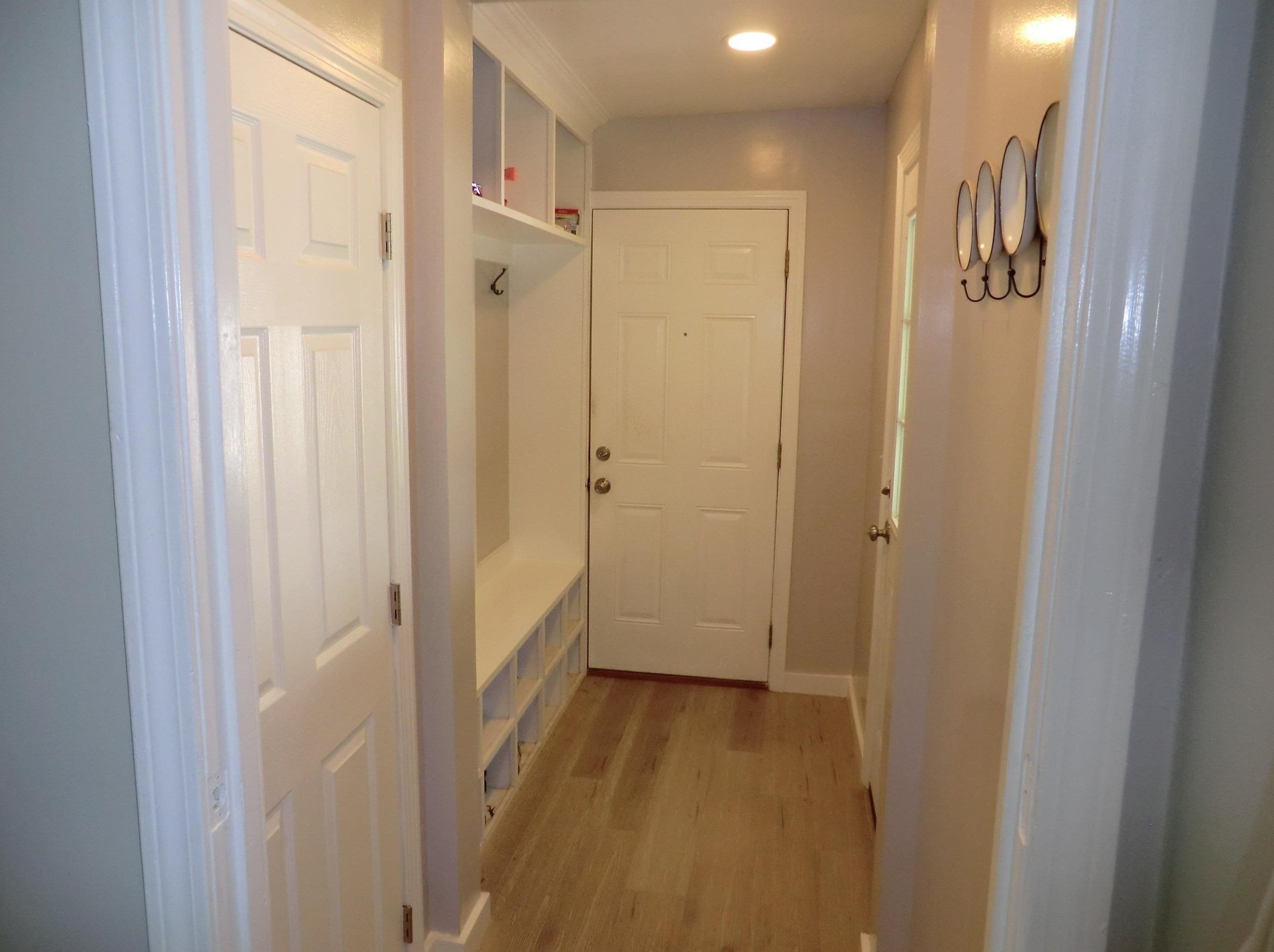 42 Country Club Ln, Merrimack NH  03054-2627 exterior