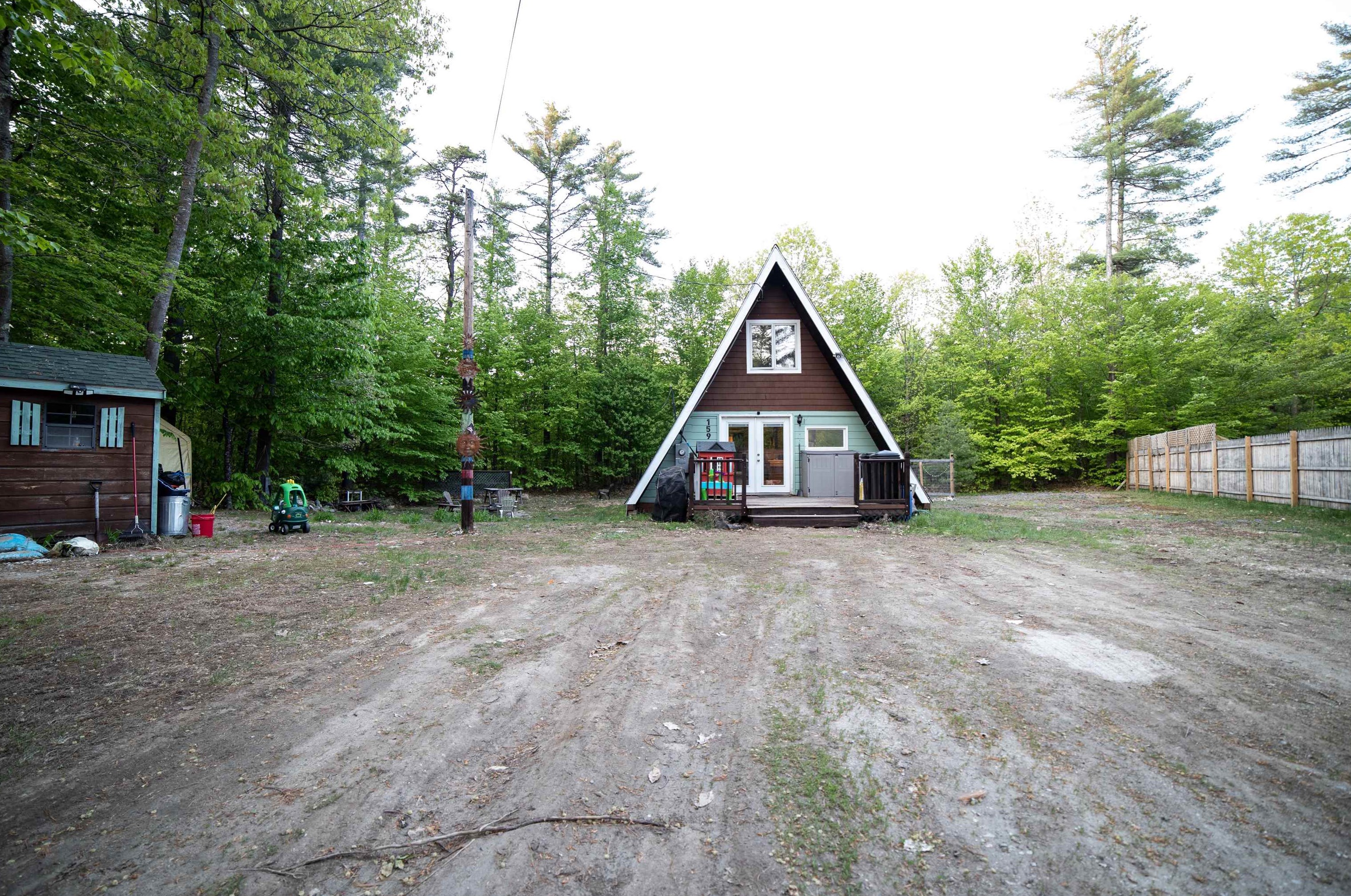 159 Dearborn Rd, Wakefield, NH 03830