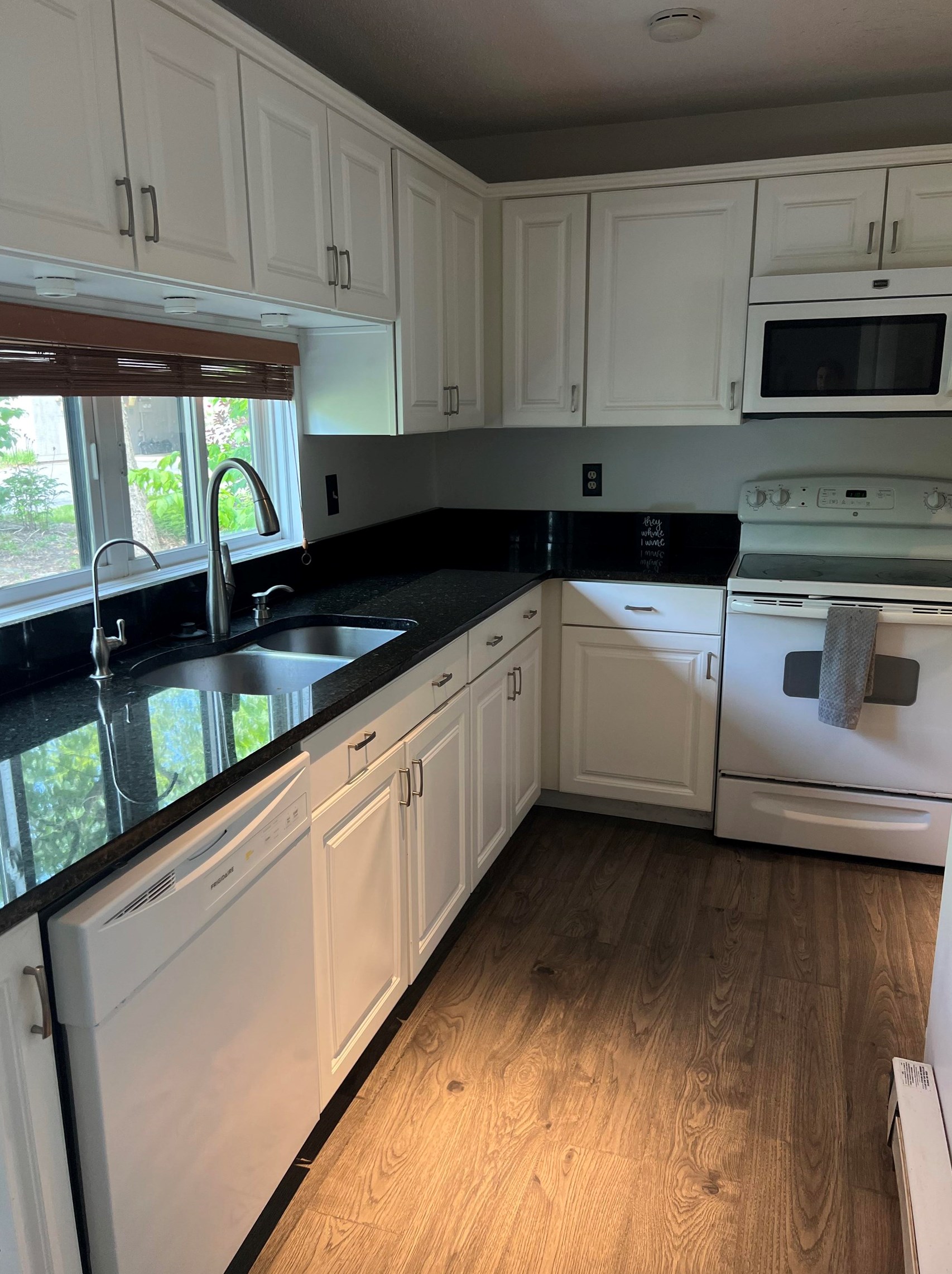 111 Coburn Ave #150, Nashua, NH 03063