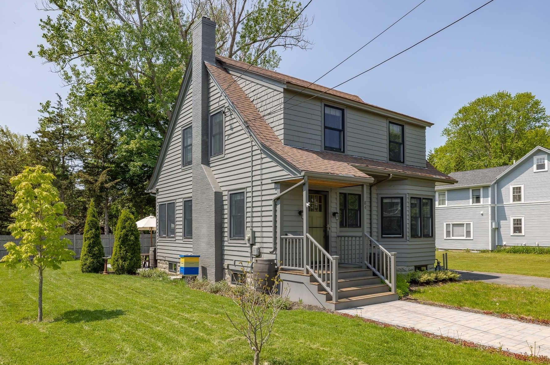 84 Thaxter Rd, Portsmouth, NH 03801