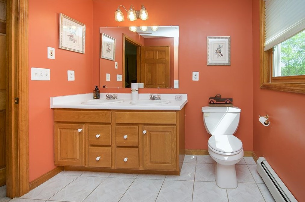 3 Tamarack Rd, Plaistow NH  03865-2774 exterior