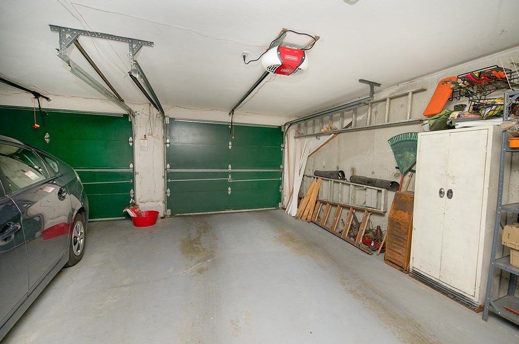 3 Tamarack Rd, Plaistow NH  03865-2774 exterior