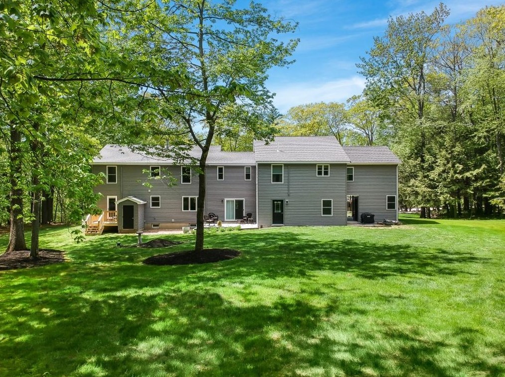 25 S Bow Dunbarton Rd, Concord, NH 03304