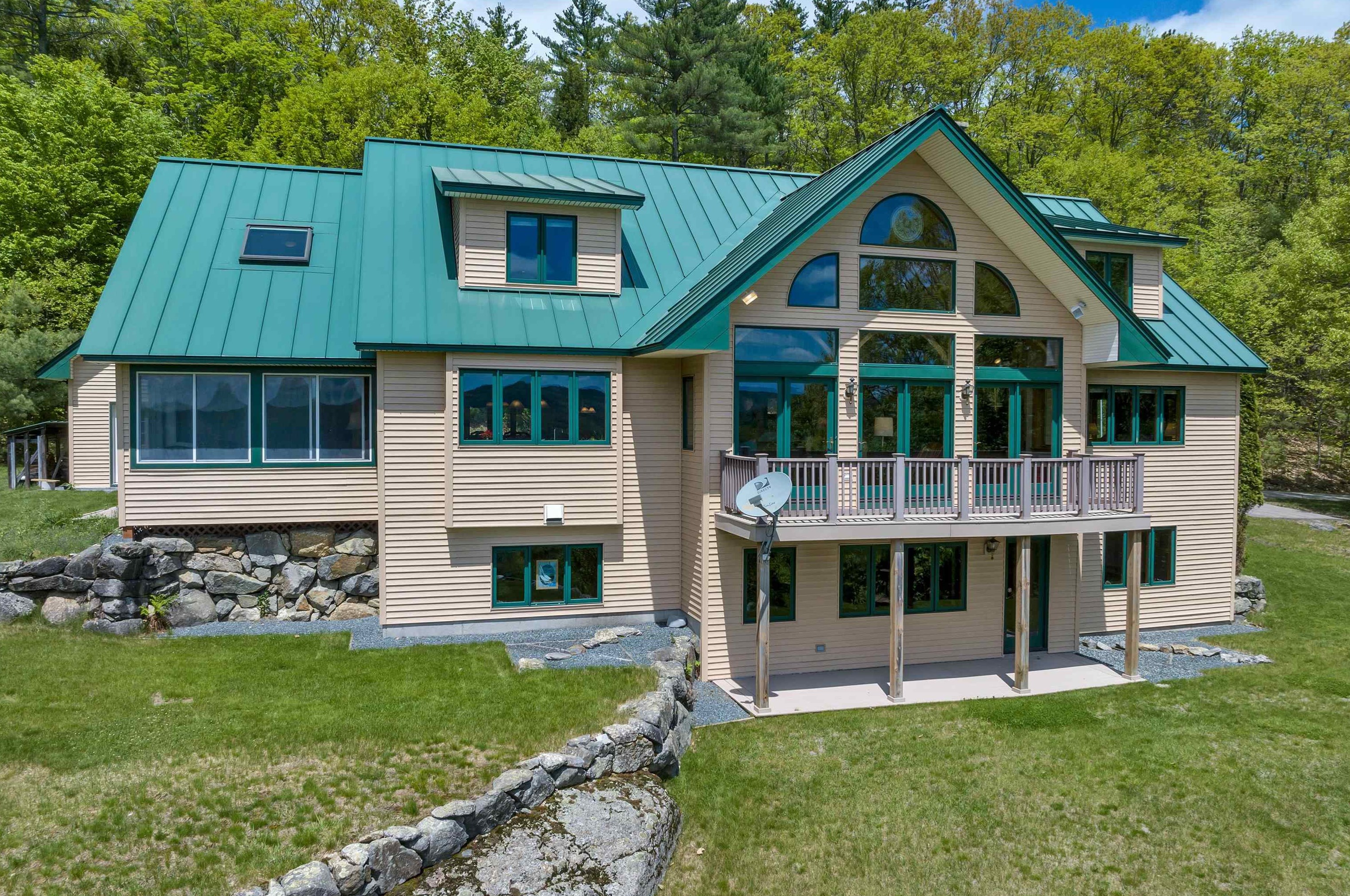 178 Straits Rd, New Hampton, NH 03256