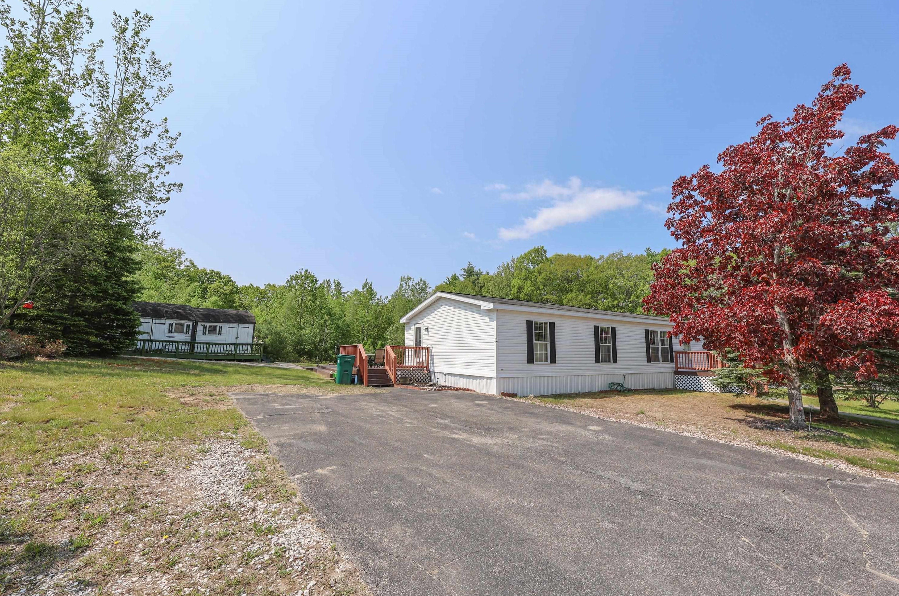 19 Country Ln, Fremont, NH 03044