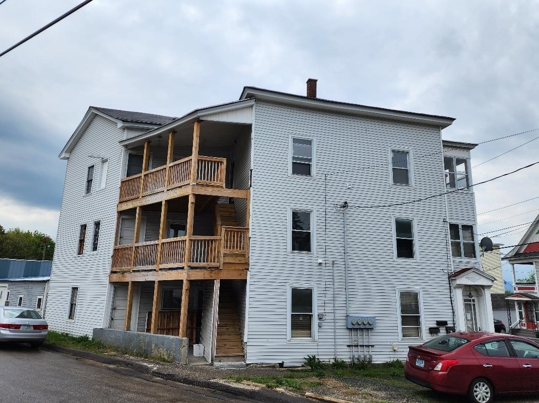 106 Mason St, Berlin, NH 03570