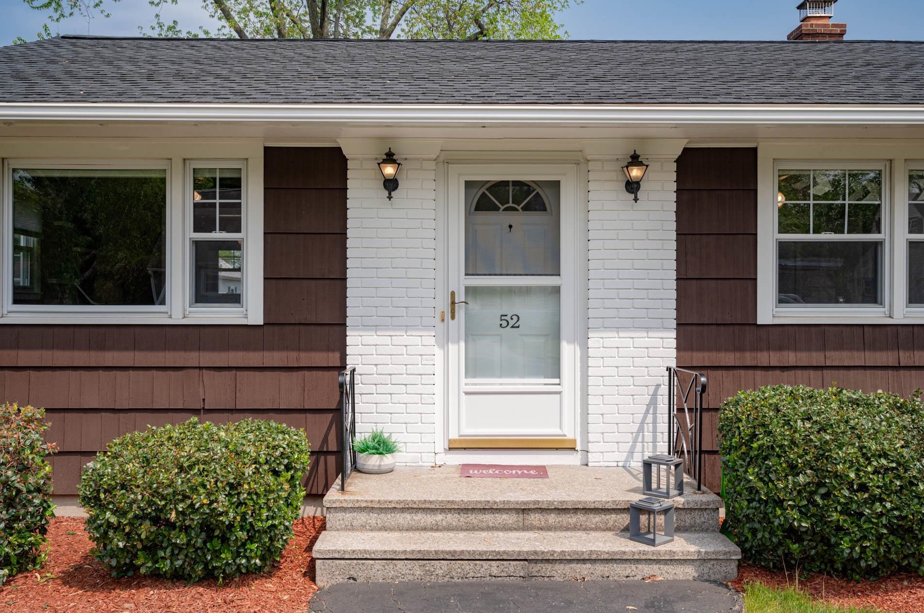 52 Ellis Ave, Manchester, NH 03109