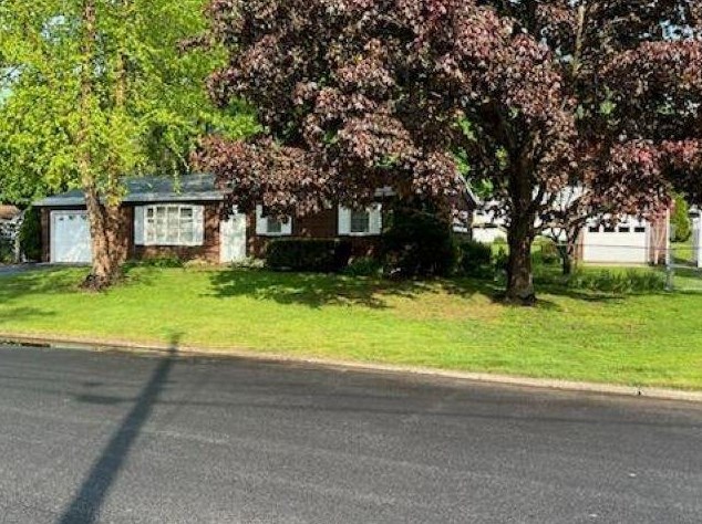 14 Morningside Dr, Dover, NH 03820