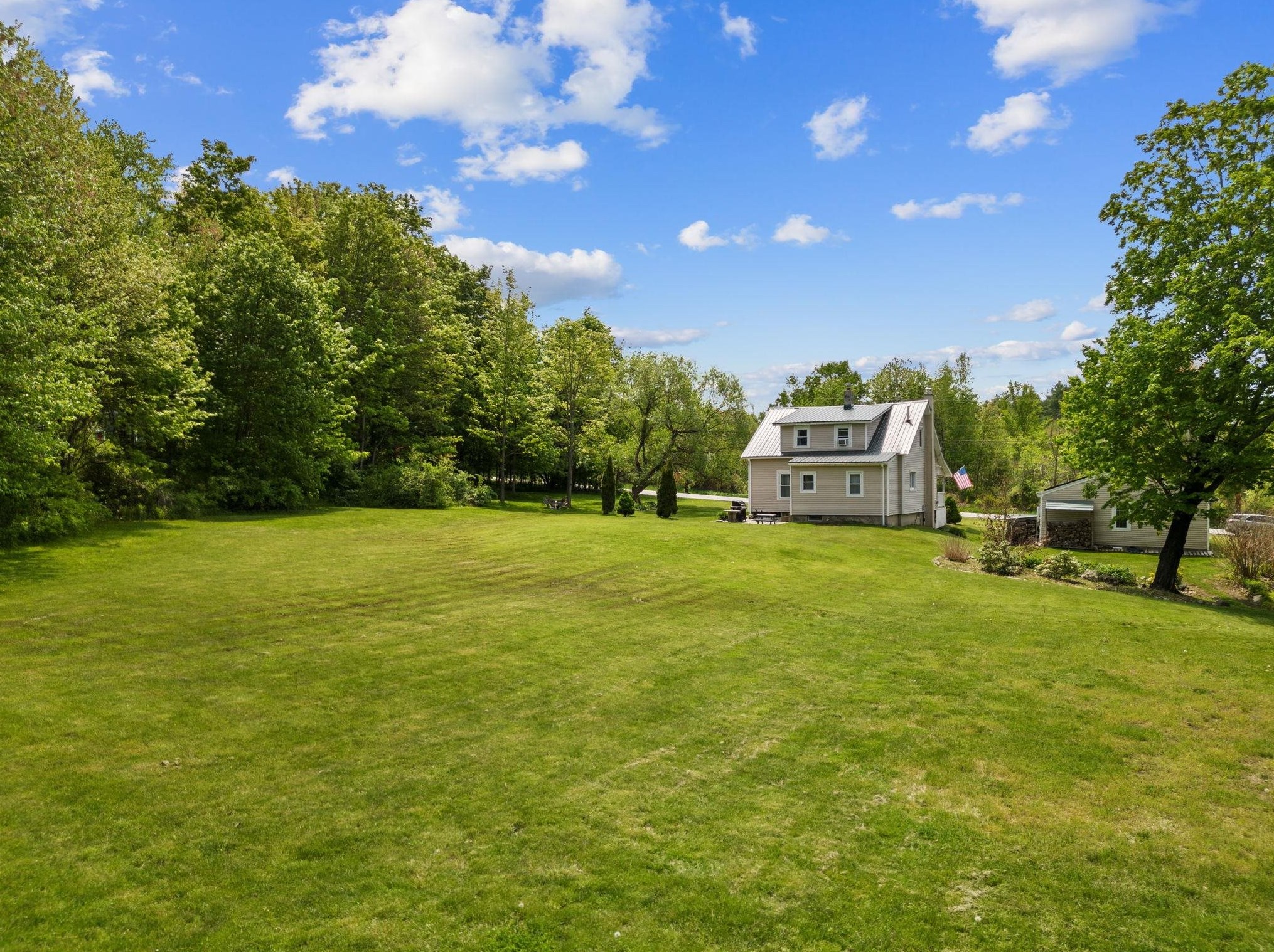 755 Chester Rd, Auburn, NH 03032